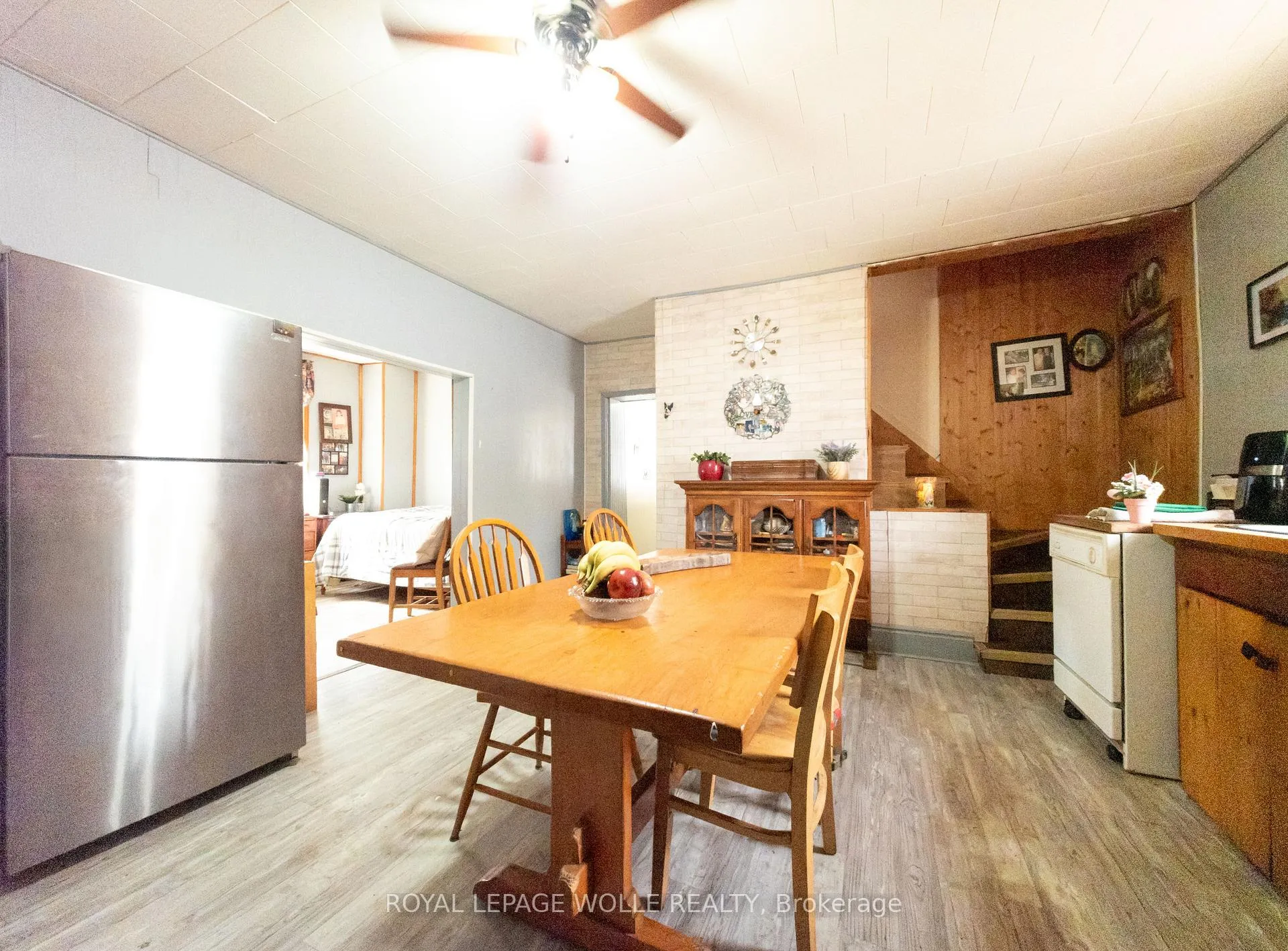 Photo 10 of 19 Spring Street S, Mapleton, Rural Mapleton — HOMEH