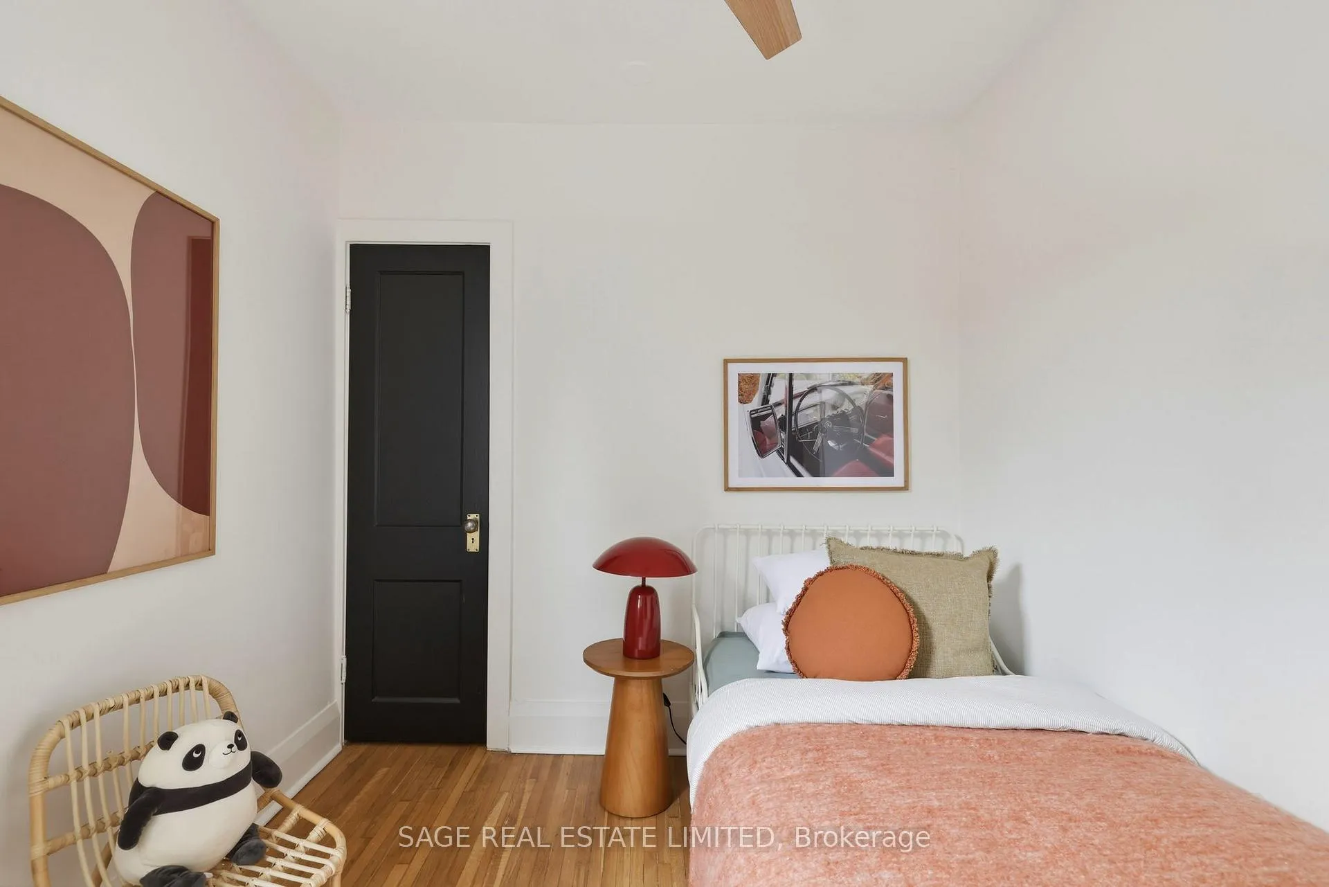 Photo 23 of 31 Glenmore Road, Toronto, Woodbine Corridor — HOMEH