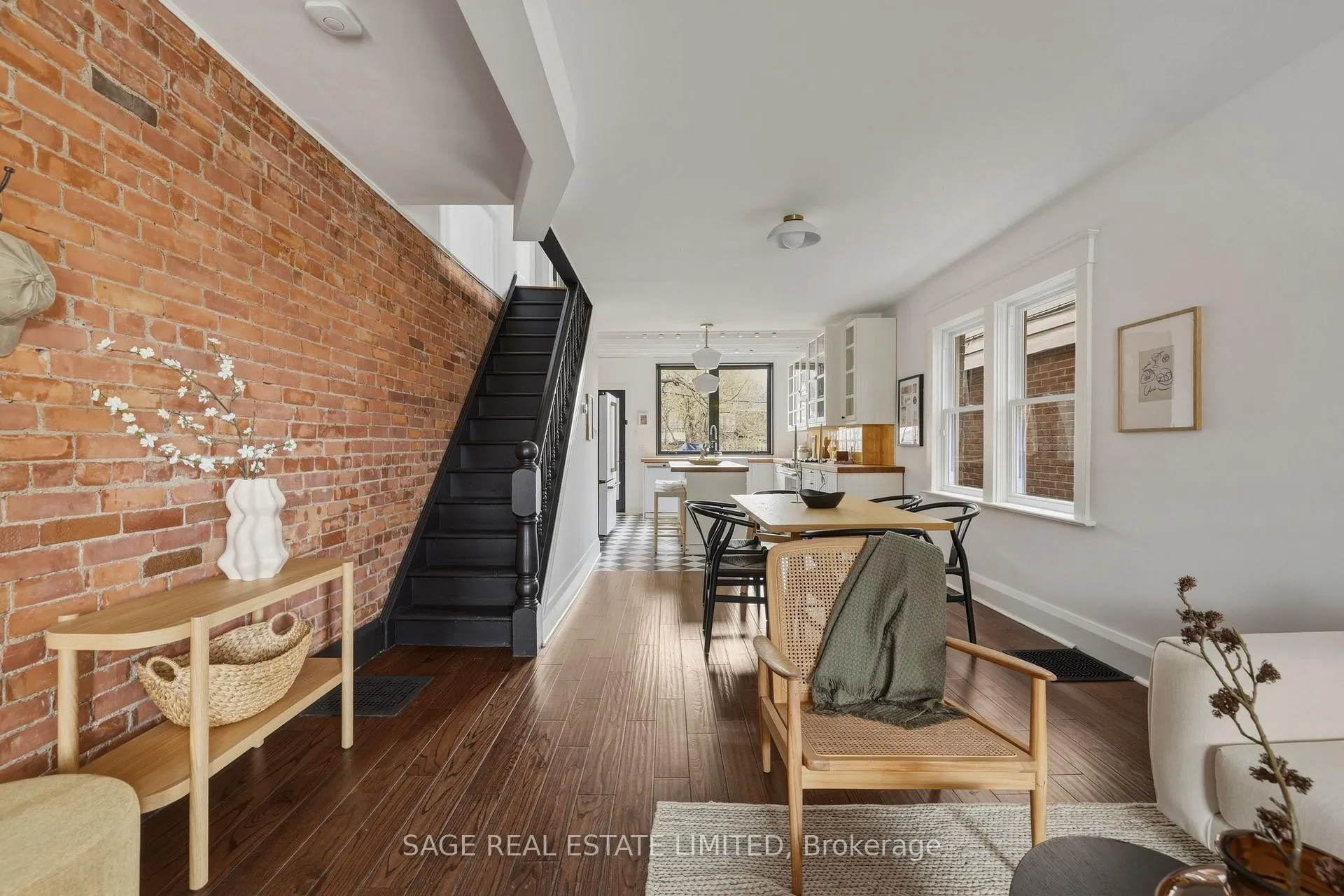 Photo 27 of 31 Glenmore Road, Toronto, Woodbine Corridor — HOMEH