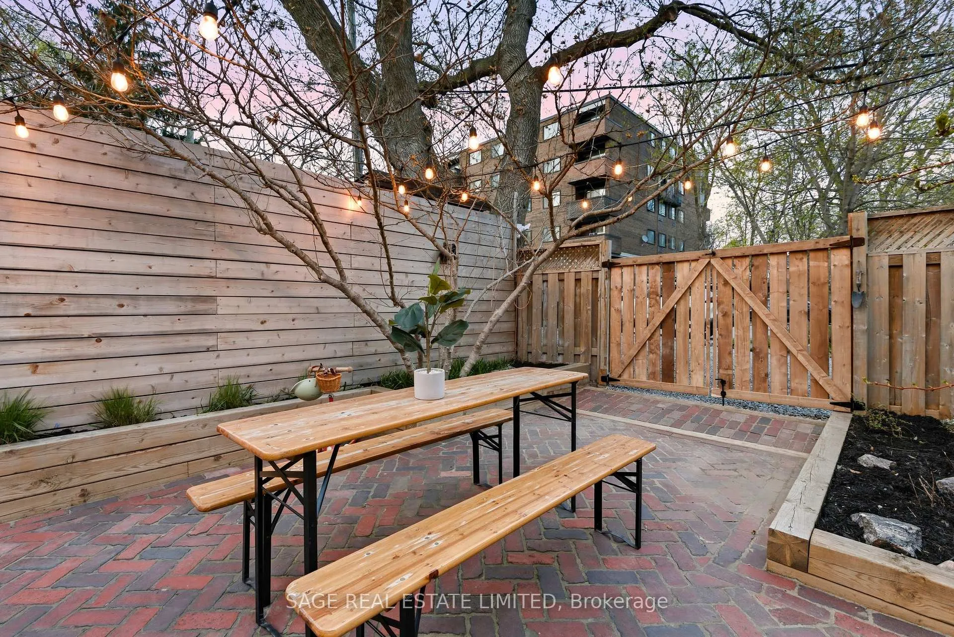 Photo 47 of 31 Glenmore Road, Toronto, Woodbine Corridor — HOMEH