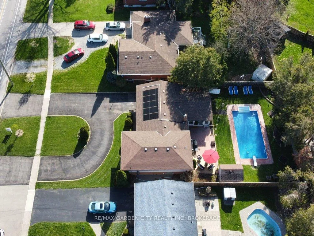 Photo 5 of 171 Lakeshore Road, St. Catharines, Lakeshore — HOMEH
