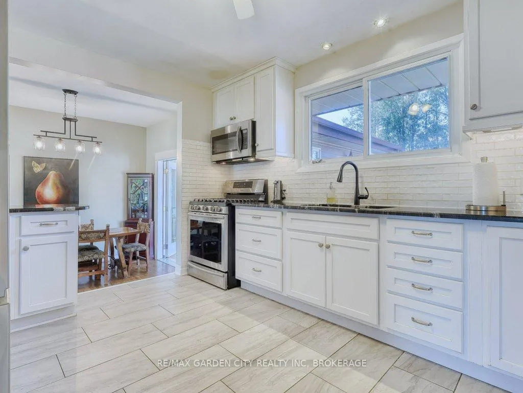 Photo 11 of 171 Lakeshore Road, St. Catharines, Lakeshore — HOMEH