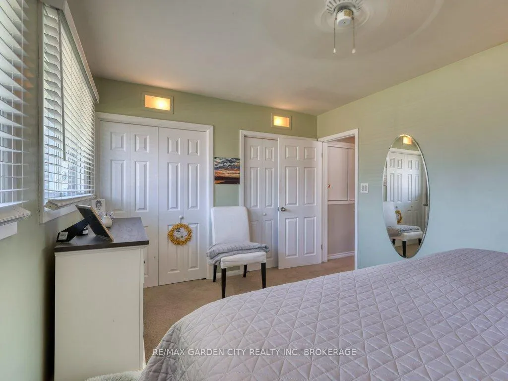 Photo 14 of 171 Lakeshore Road, St. Catharines, Lakeshore — HOMEH