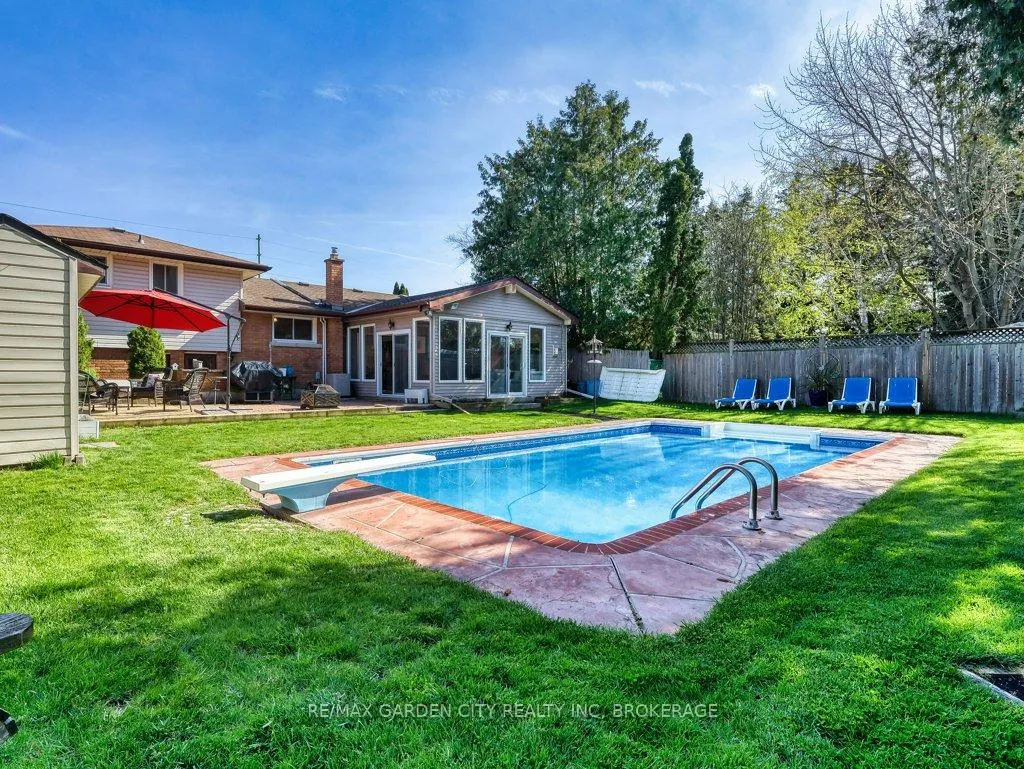 Photo 38 of 171 Lakeshore Road, St. Catharines, Lakeshore — HOMEH
