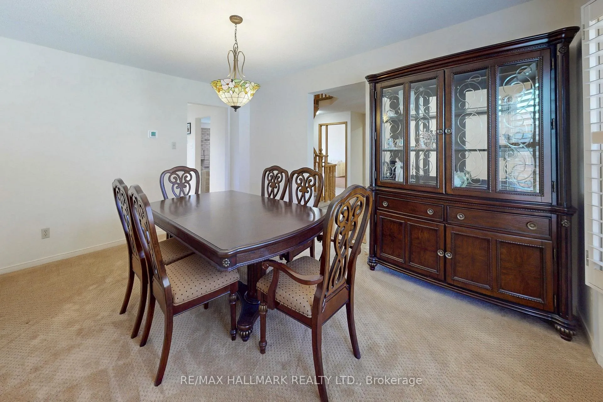 Photo 17 of 5 Valley Crescent, Aurora, Aurora Heights — HOMEH