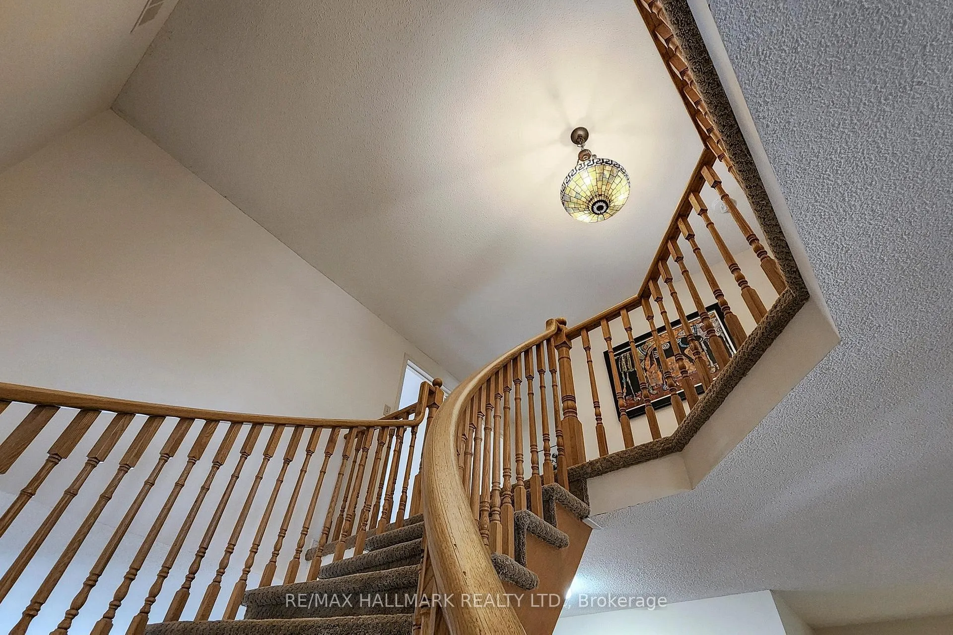 Photo 21 of 5 Valley Crescent, Aurora, Aurora Heights — HOMEH