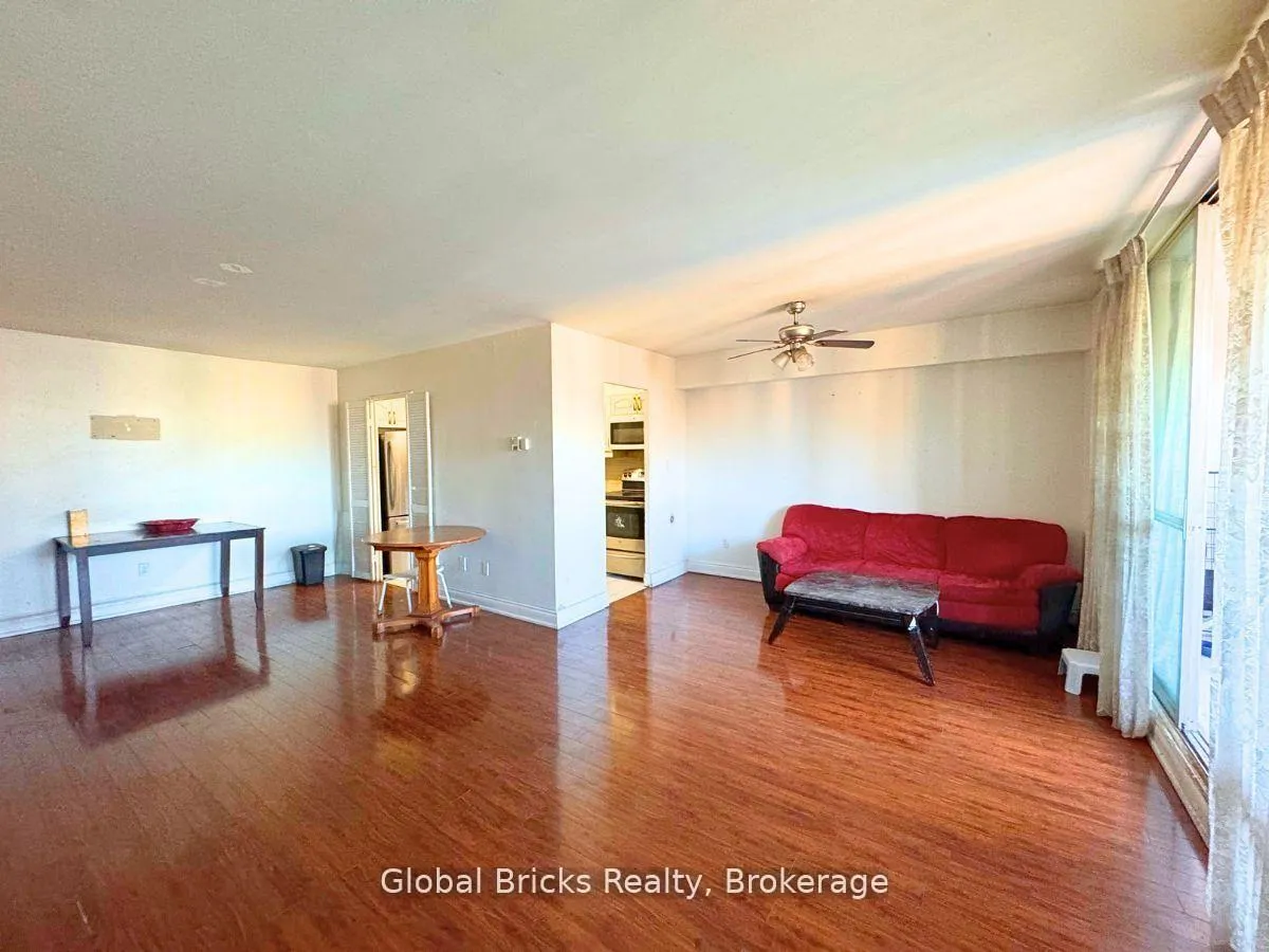 Photo 4 of Unit 2711, 5 Massey Square, Toronto, Crescent Town — HOMEH