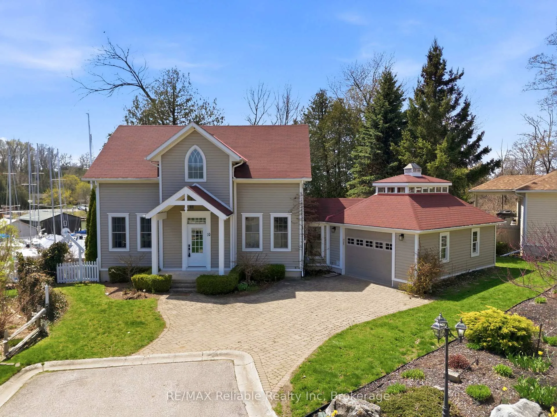 Photo 1 of 10 Hidden Valley Lane, Bluewater, Bayfield — HOMEH