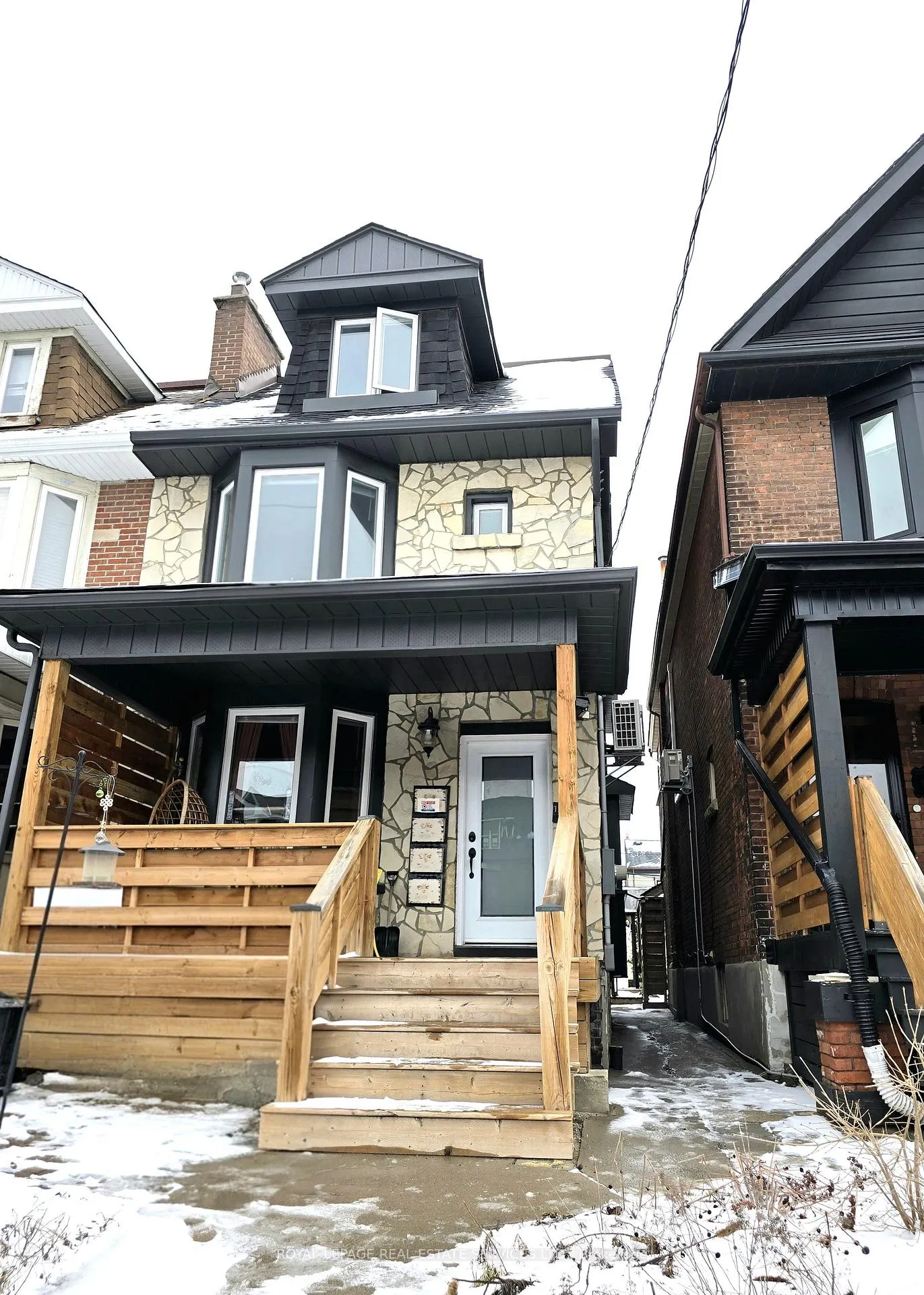 Photo 1 of Unit Upper, 1399 Lansdowne Avenue, Toronto, Corso Italia-Davenport — HOMEH