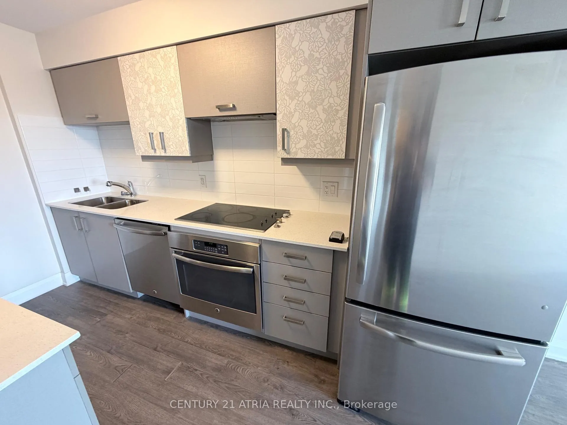 Photo 9 of Unit 1607, 18 Uptown Drive, Markham, Unionville — HOMEH