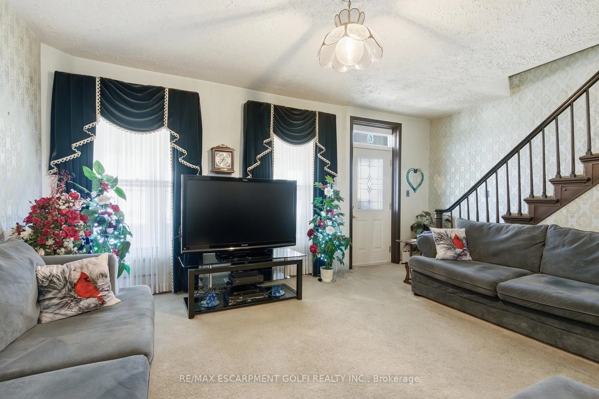 Photo 5 of 4634 Morrison Street, Niagara Falls, Downtown — HOMEH