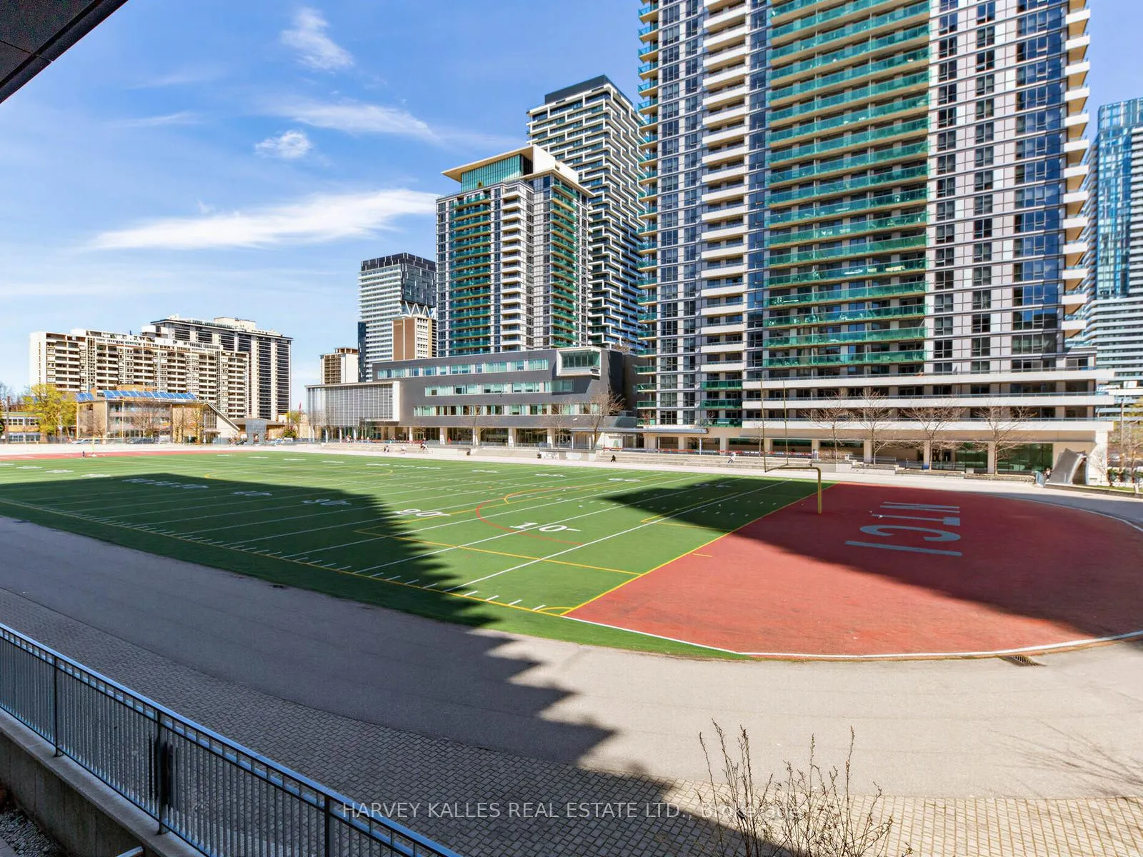 Photo 26 of Unit TH 13, 30 Roehampton Avenue, Toronto, Mount Pleasant West — HOMEH