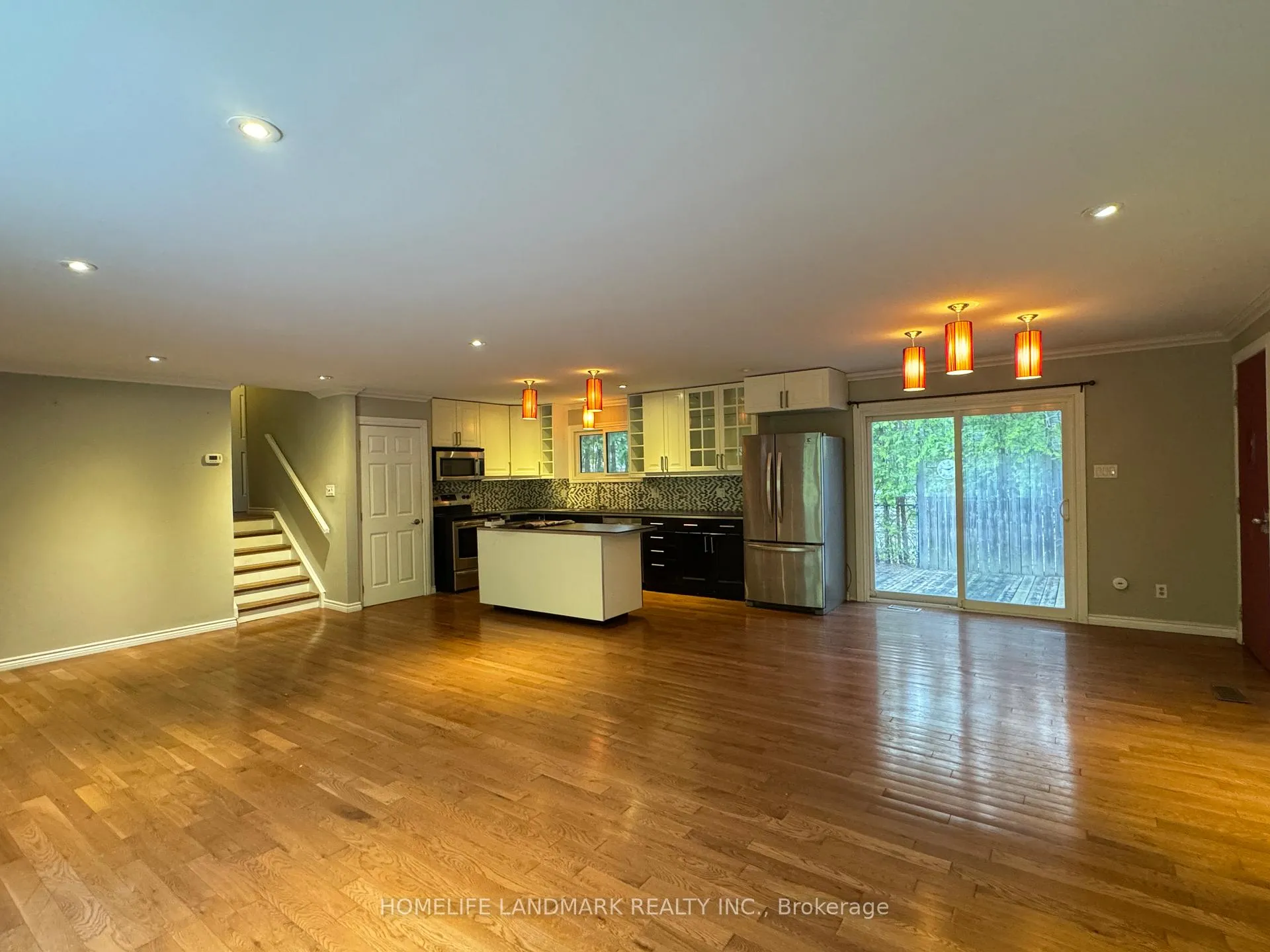Photo 3 of Unit Main, 66 Metro Road N, Georgina, Keswick North — HOMEH
