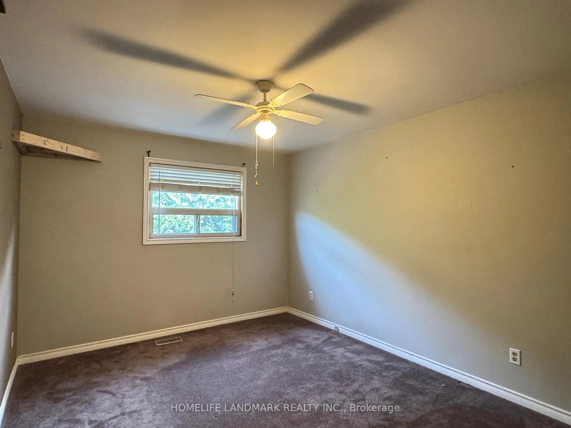 Photo 18 of Unit Main, 66 Metro Road N, Georgina, Keswick North — HOMEH