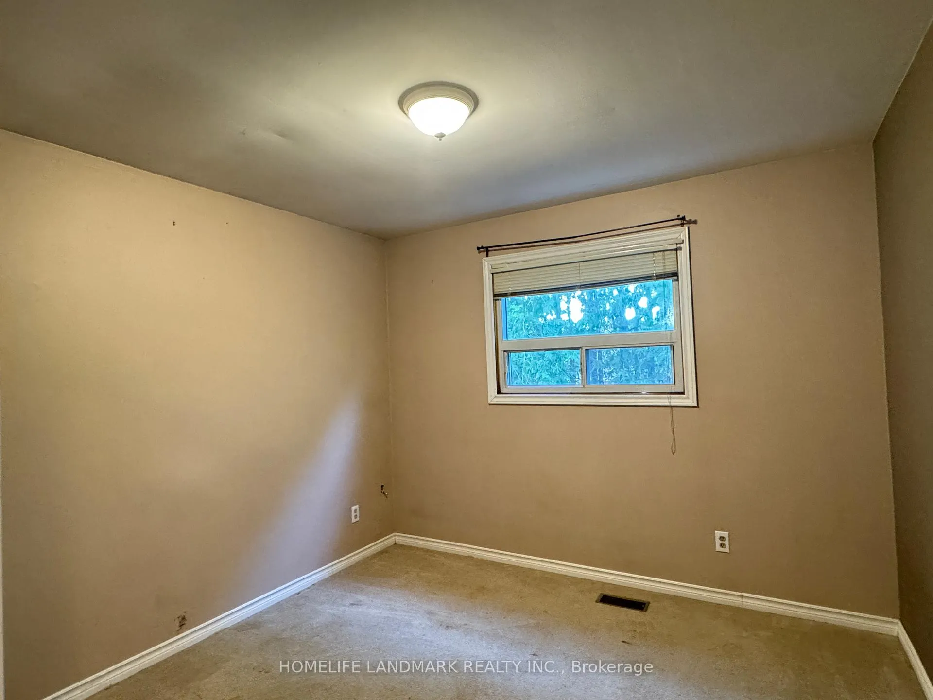 Photo 19 of Unit Main, 66 Metro Road N, Georgina, Keswick North — HOMEH