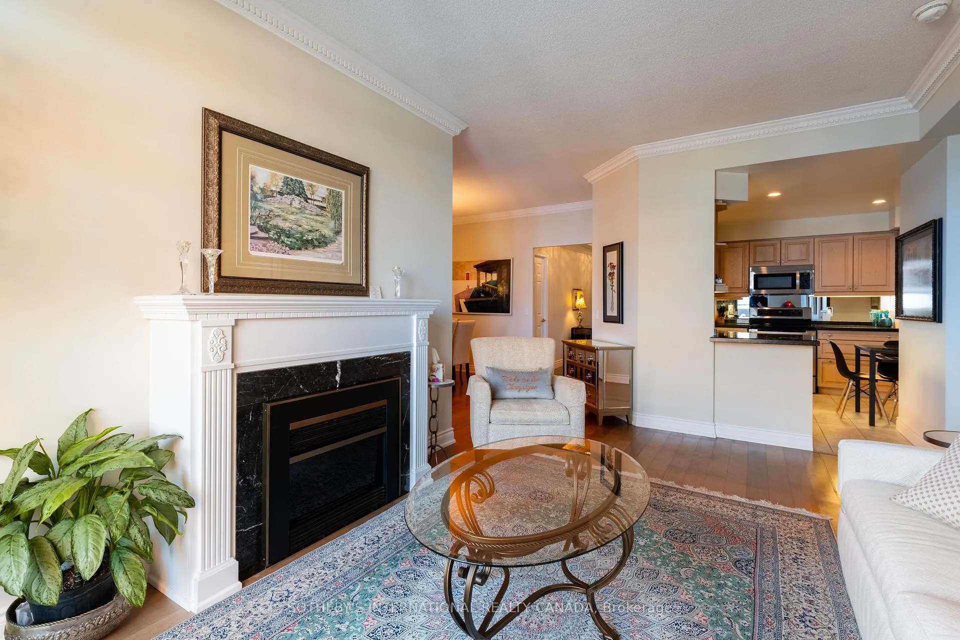 Photo 14 of Unit PH08, 10 Old Mill Trail, Etobicoke, Kingsway South — HOMEH