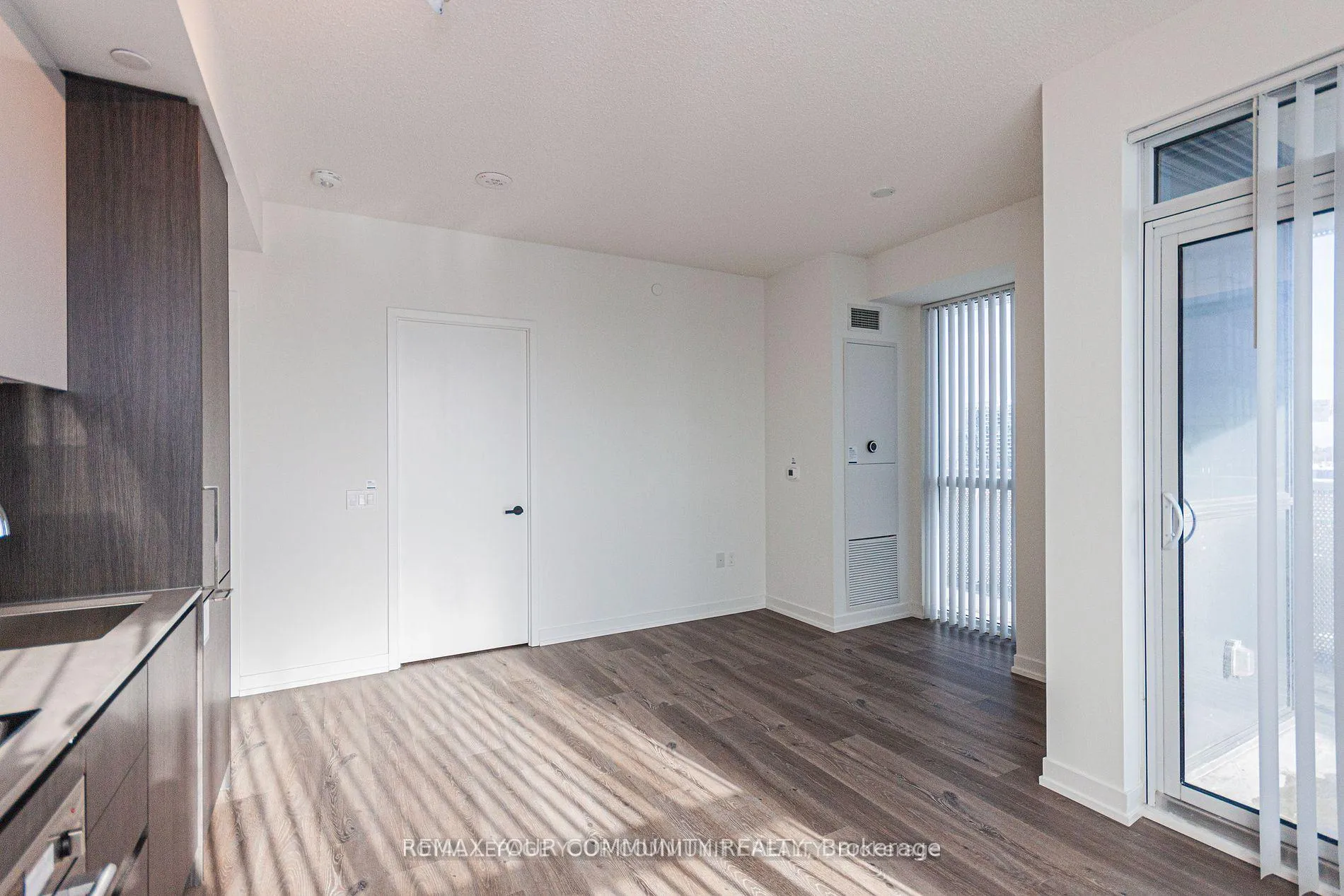 Photo 14 of Unit 706, 225 Commerce Street, Vaughan, Vaughan Corporate Centre — HOMEH