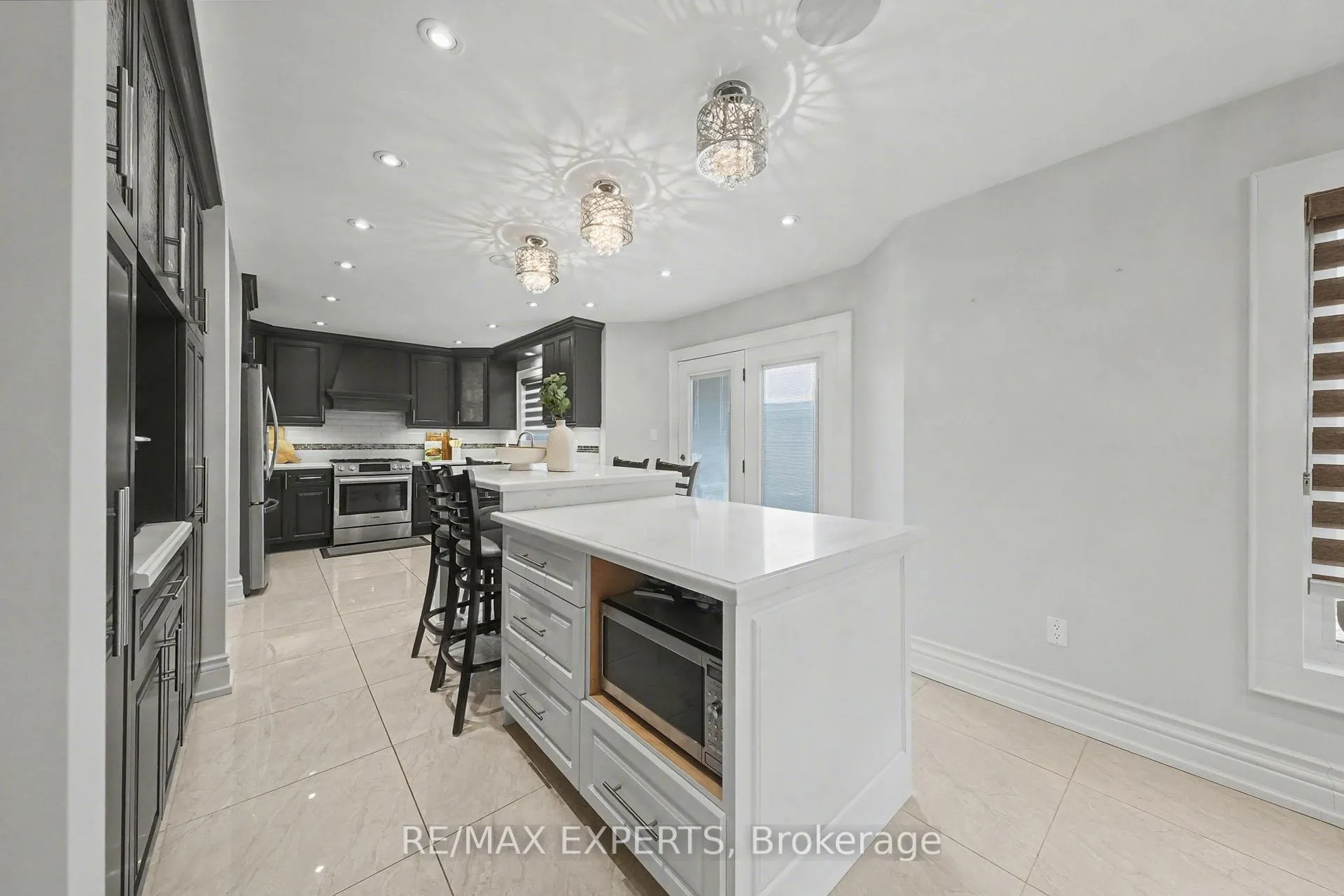 Photo 20 of 8 Ferdinand Avenue, Vaughan, Vellore Village — HOMEH