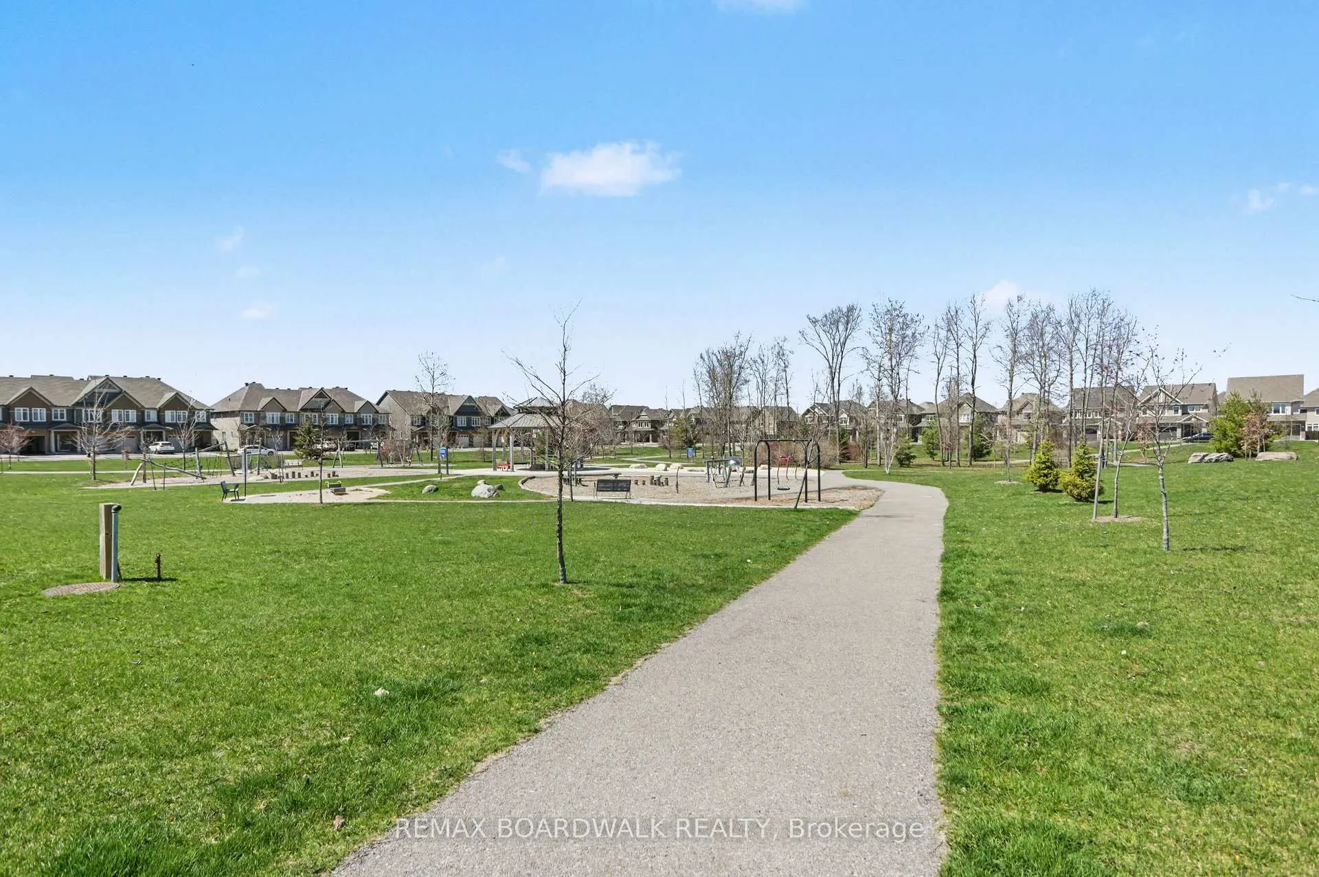 Photo 14 of 122 Kestrel Street, Ottawa, Blossom Park/Kemp Park/Findlay Creek — HOMEH