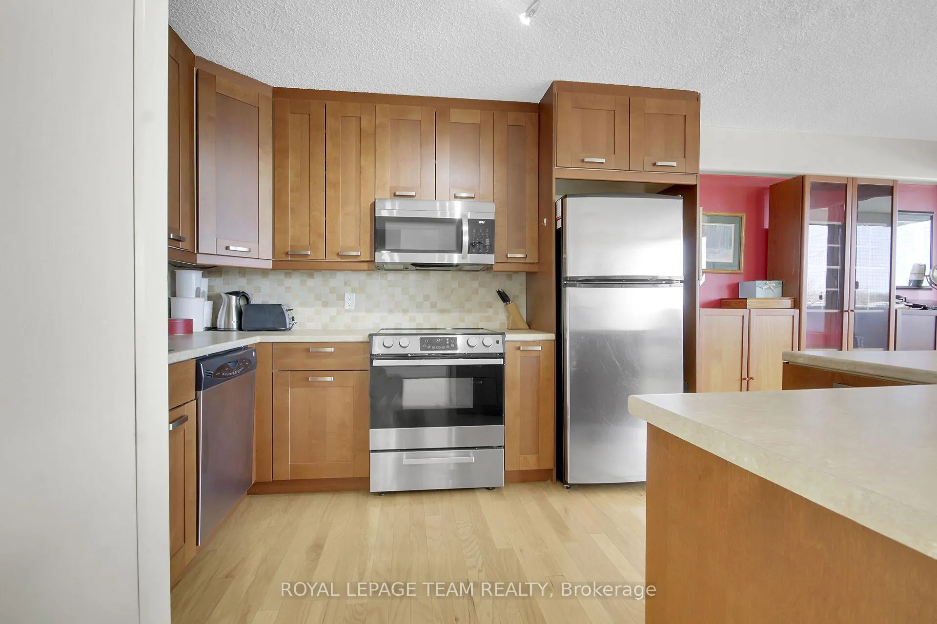 Photo 4 of Unit 408, 3360 Southgate Road, Ottawa, South Keys — HOMEH