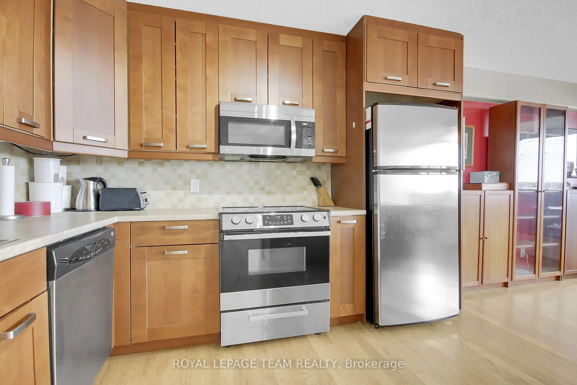 Photo 5 of Unit 408, 3360 Southgate Road, Ottawa, South Keys — HOMEH
