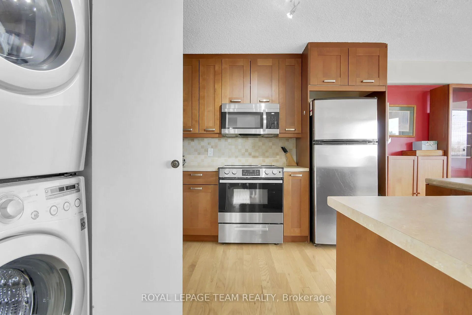 Photo 6 of Unit 408, 3360 Southgate Road, Ottawa, South Keys — HOMEH
