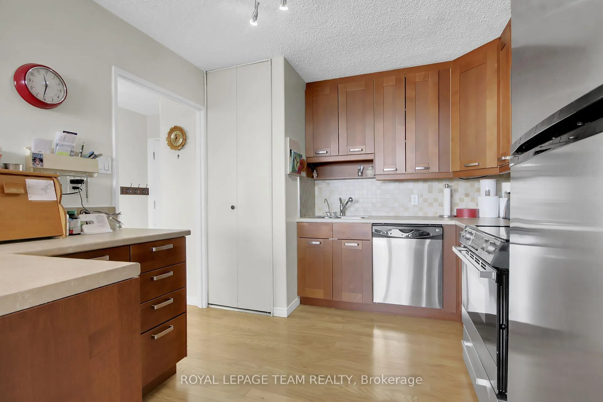 Photo 8 of Unit 408, 3360 Southgate Road, Ottawa, South Keys — HOMEH