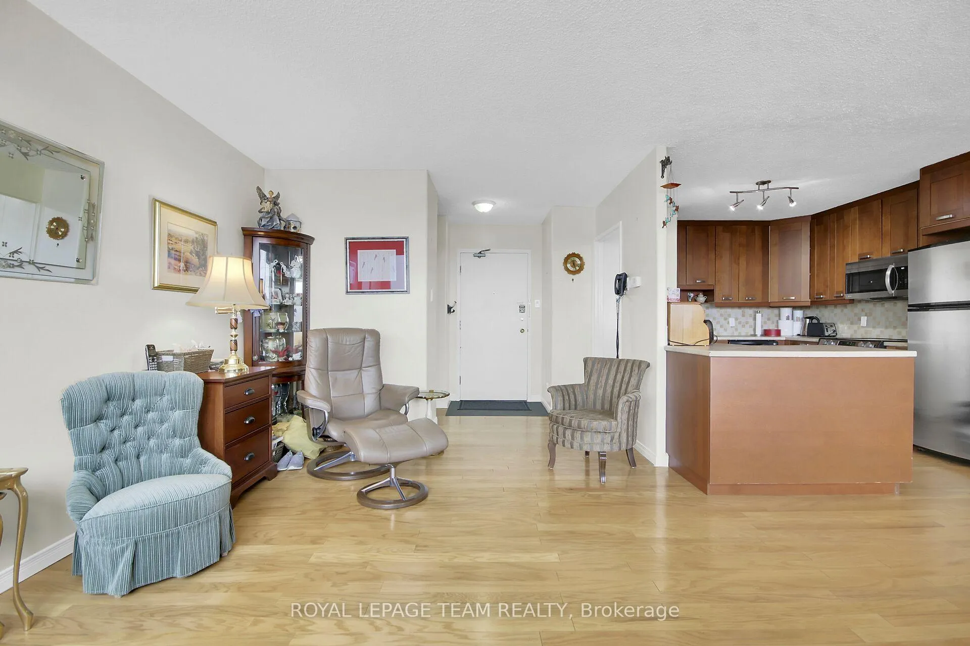 Photo 12 of Unit 408, 3360 Southgate Road, Ottawa, South Keys — HOMEH