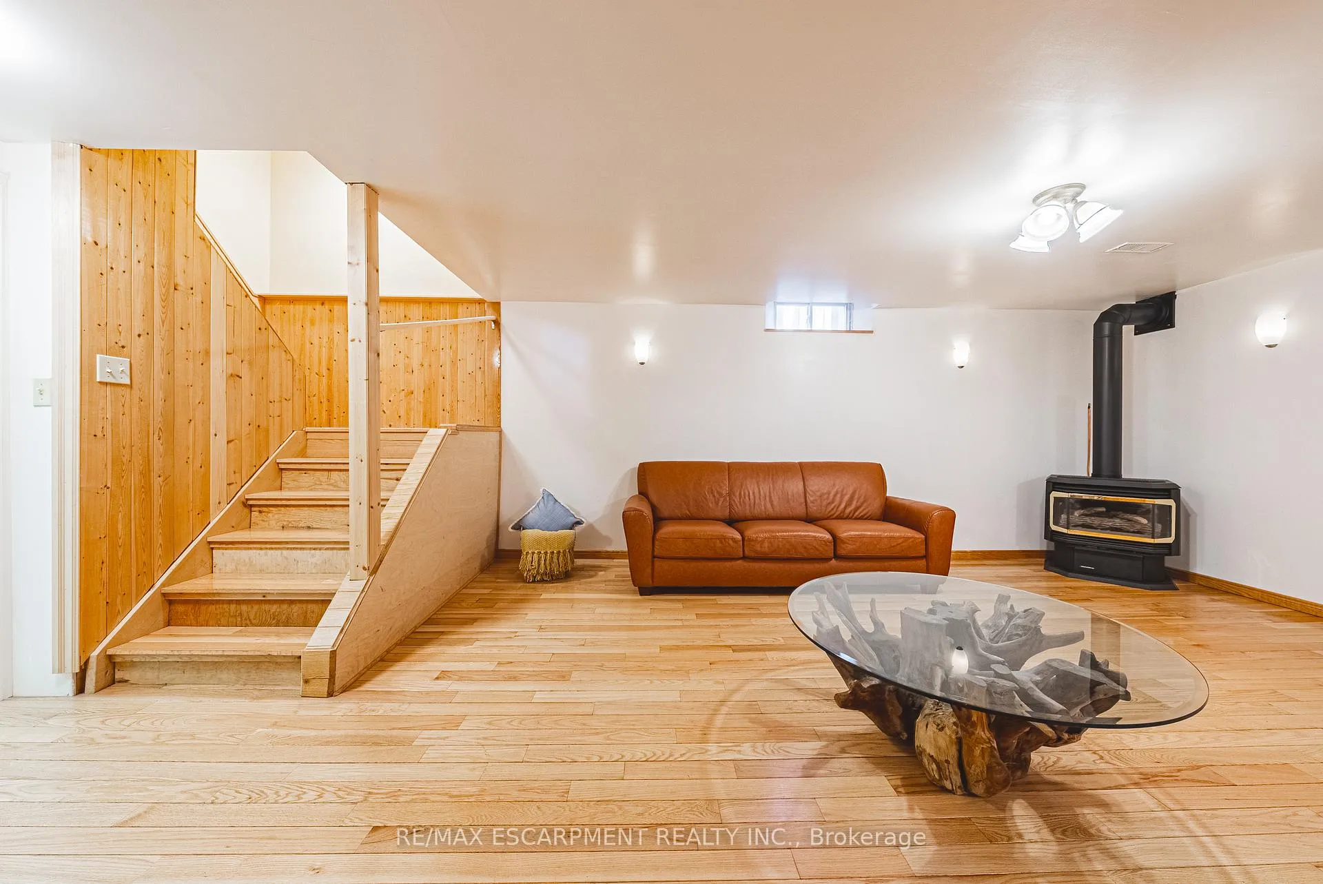 Photo 31 of 110 Highbury Drive, Hamilton, Stoney Creek Mountain — HOMEH