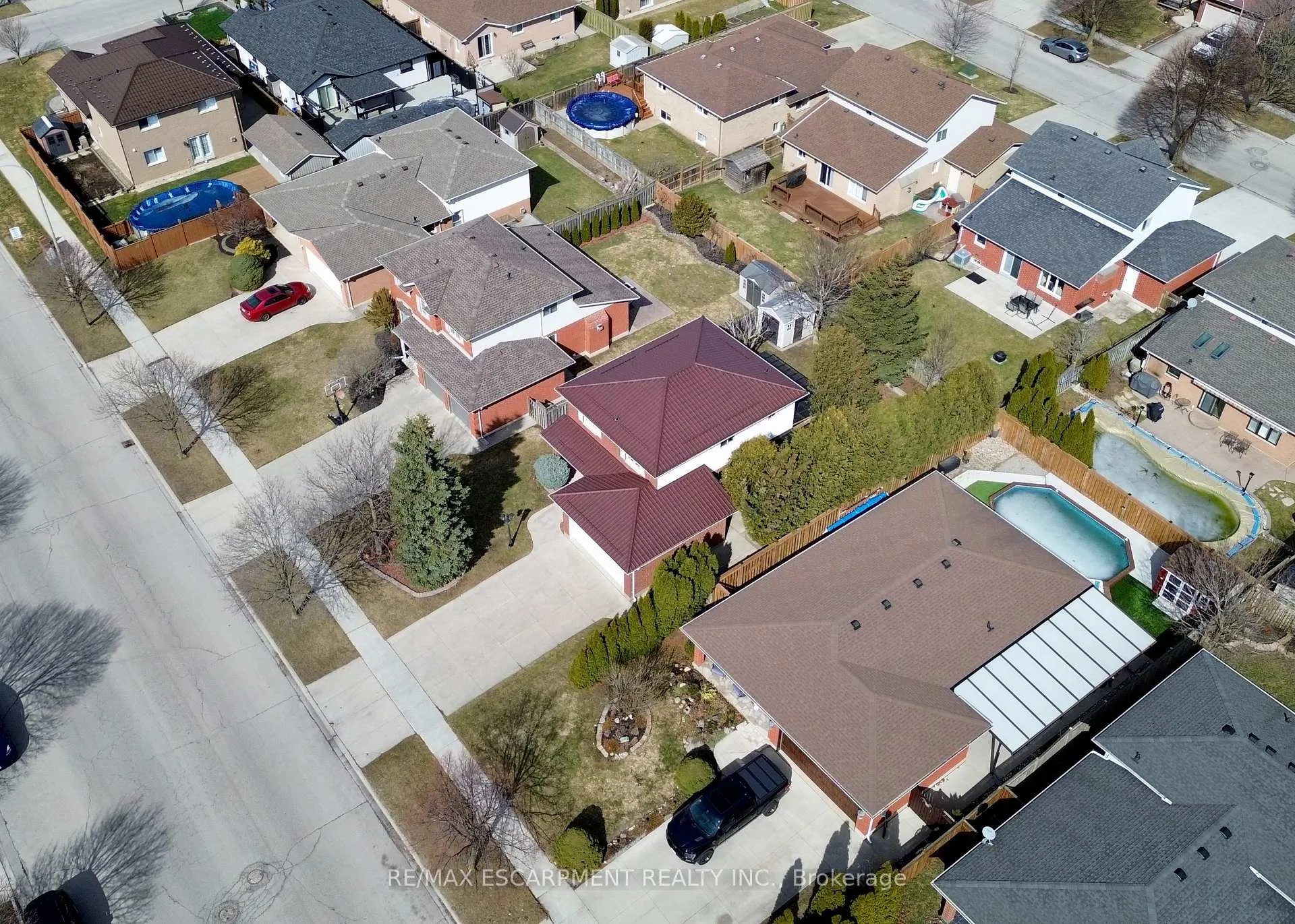 Photo 49 of 110 Highbury Drive, Hamilton, Stoney Creek Mountain — HOMEH