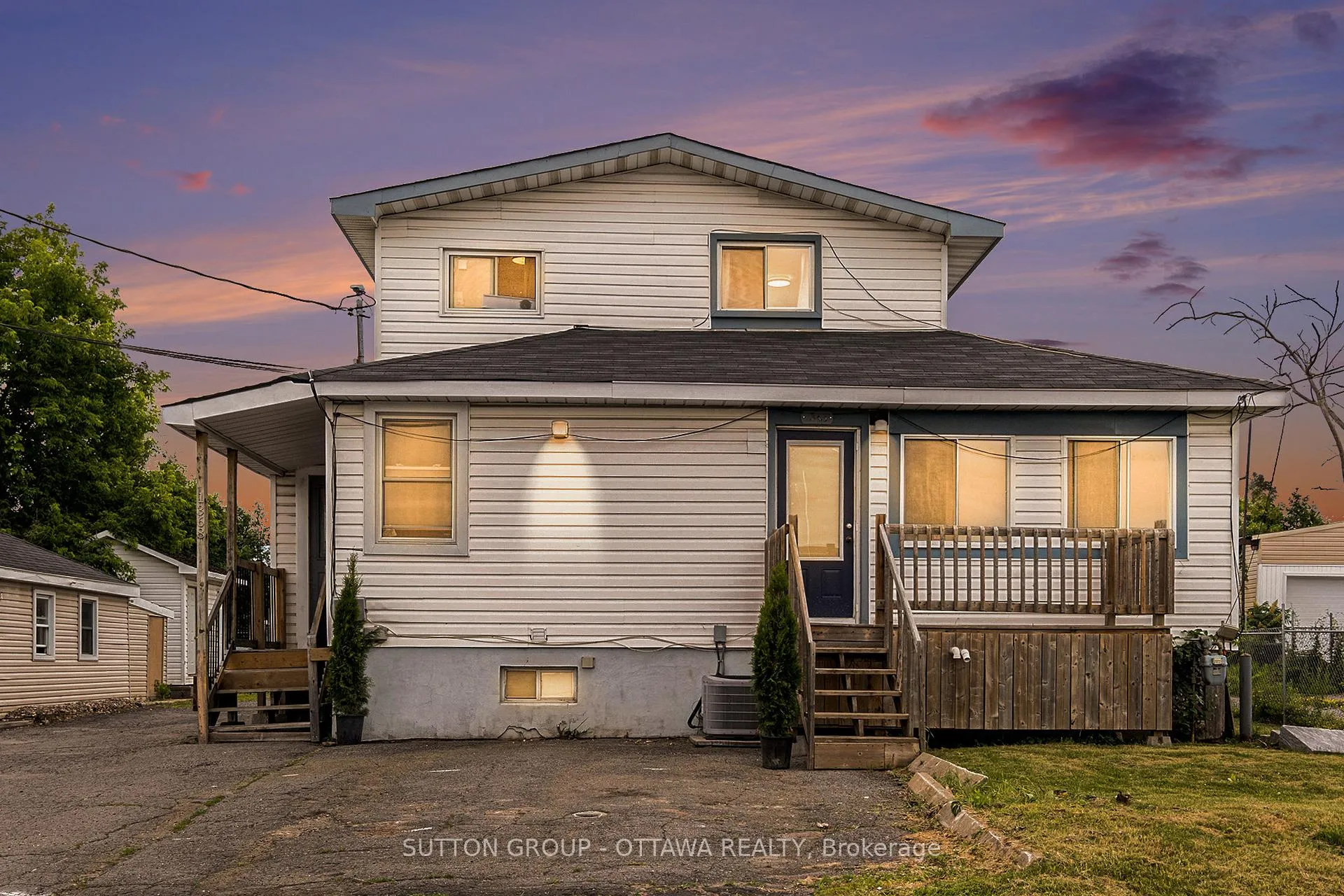 Photo 4 of 1368 Labrie Avenue, Ottawa, Cyrville Rd./Industrial Park — HOMEH