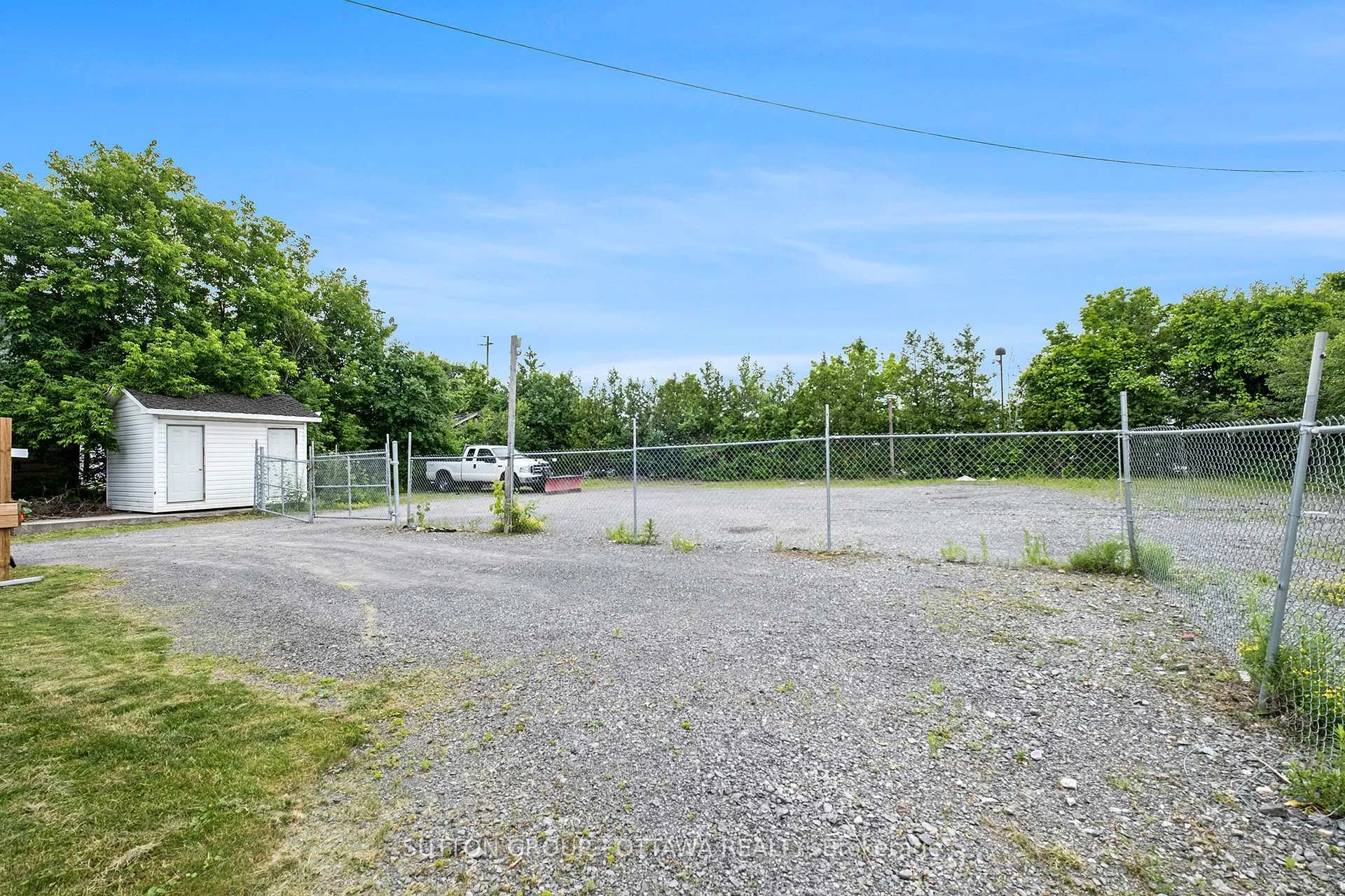 Photo 6 of 1368 Labrie Avenue, Ottawa, Cyrville Rd./Industrial Park — HOMEH