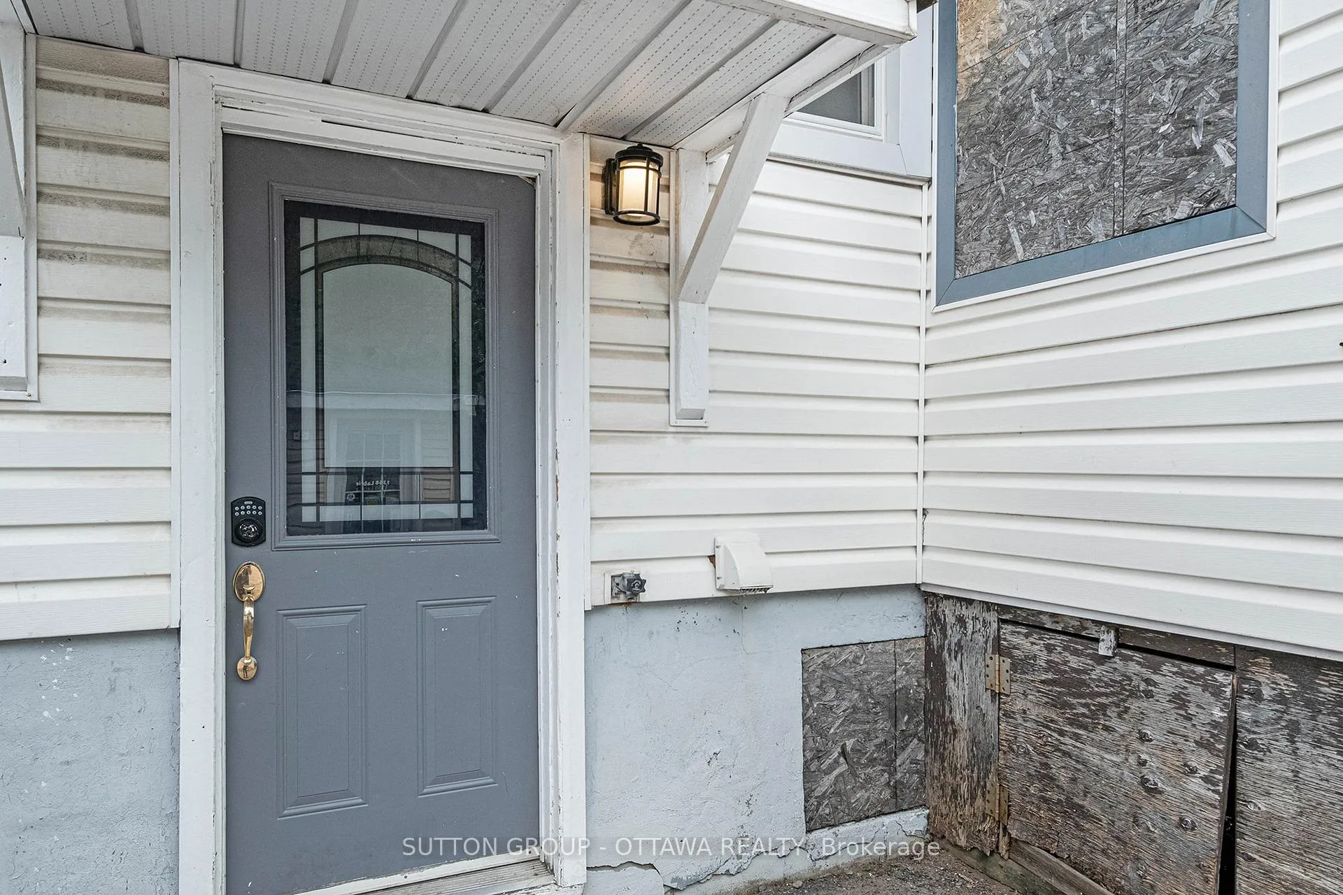 Photo 26 of 1368 Labrie Avenue, Ottawa, Cyrville Rd./Industrial Park — HOMEH