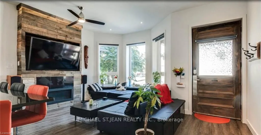 Photo 6 of Unit 2, 12 West Avenue N, Hamilton, Landsdale — HOMEH