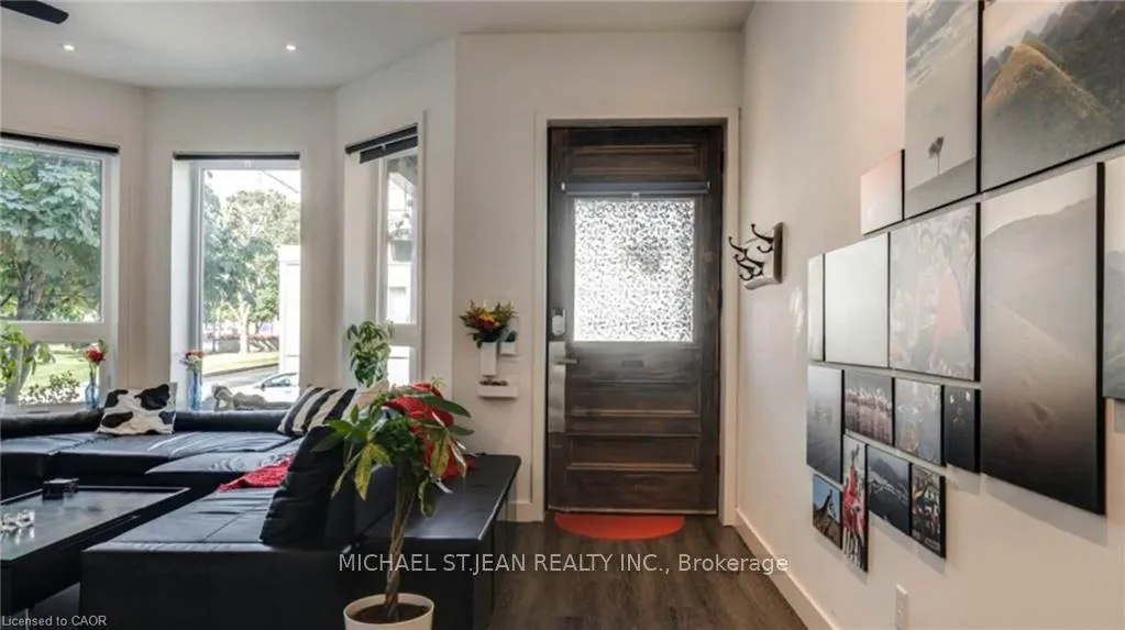 Photo 7 of Unit 2, 12 West Avenue N, Hamilton, Landsdale — HOMEH