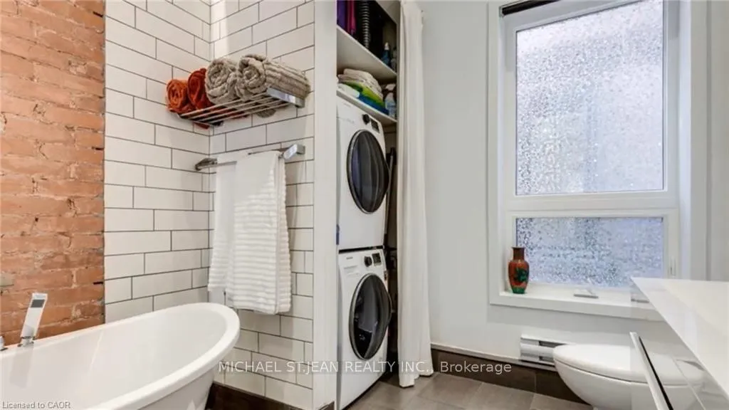 Photo 20 of Unit 2, 12 West Avenue N, Hamilton, Landsdale — HOMEH