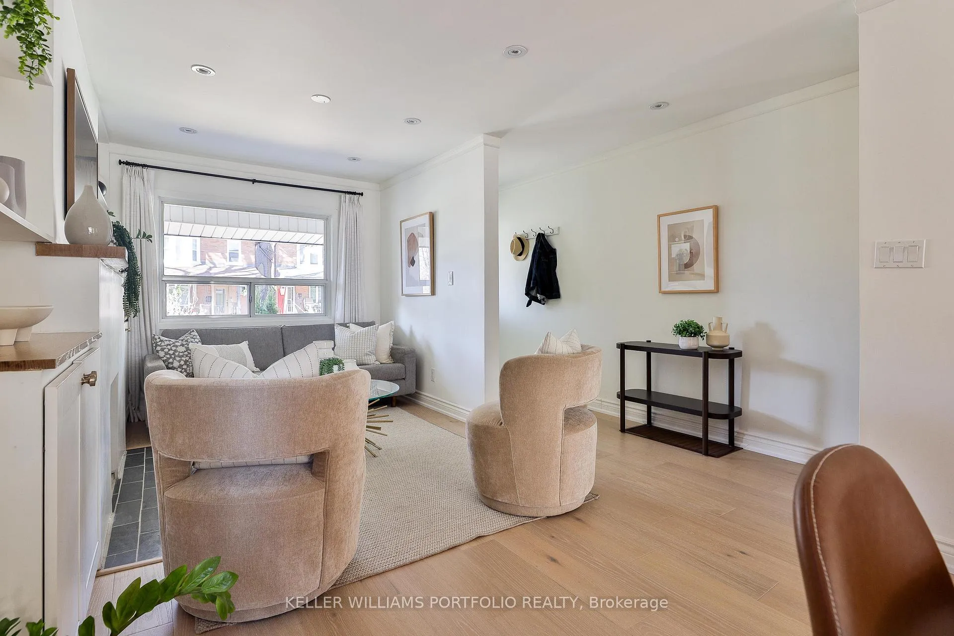 Photo 6 of 63 Hounslow Heath Road, Toronto, Weston-Pellam Park — HOMEH