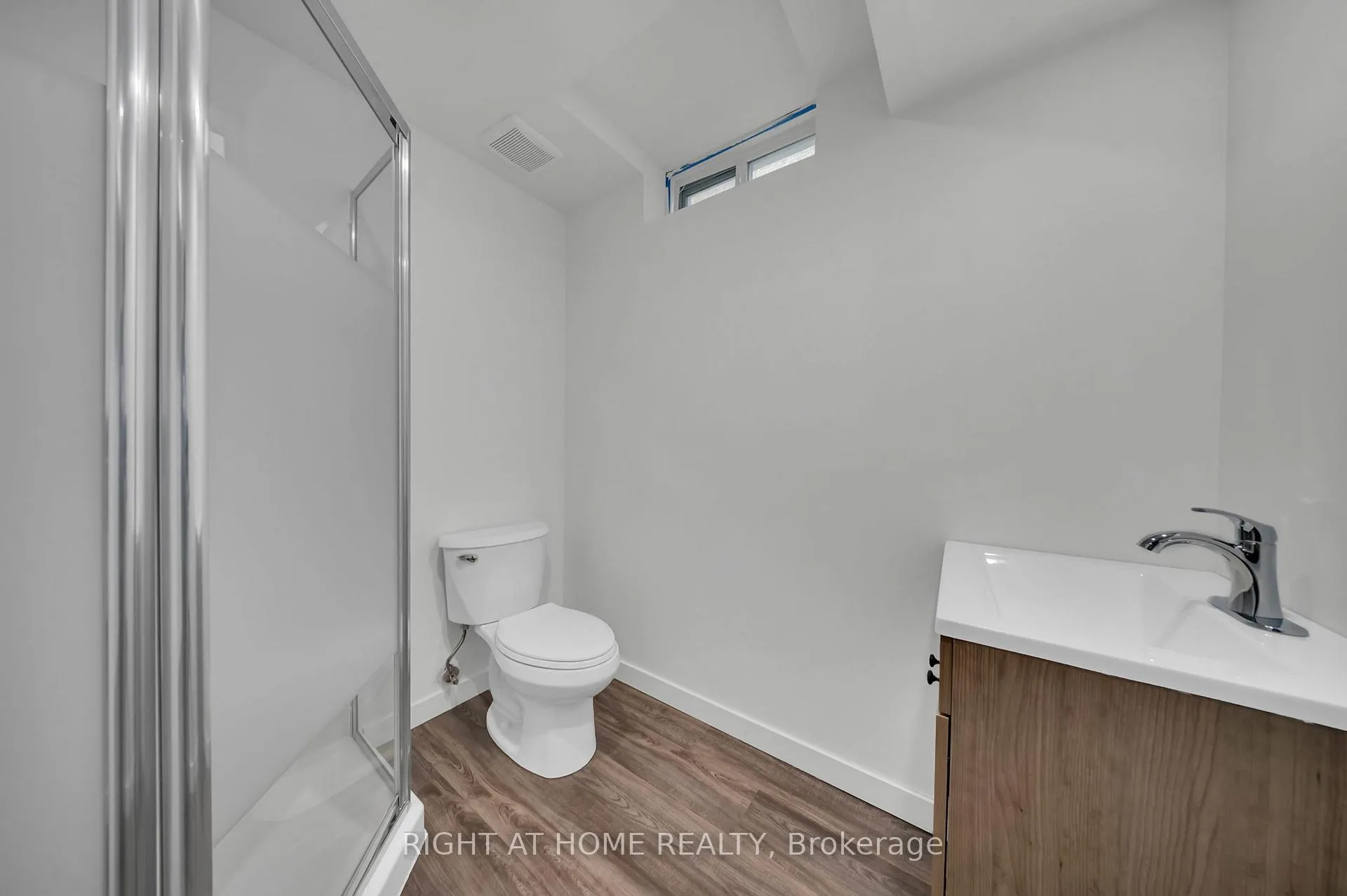 Photo 28 of 131 William Cowles Drive, Clarington, Bowmanville — HOMEH