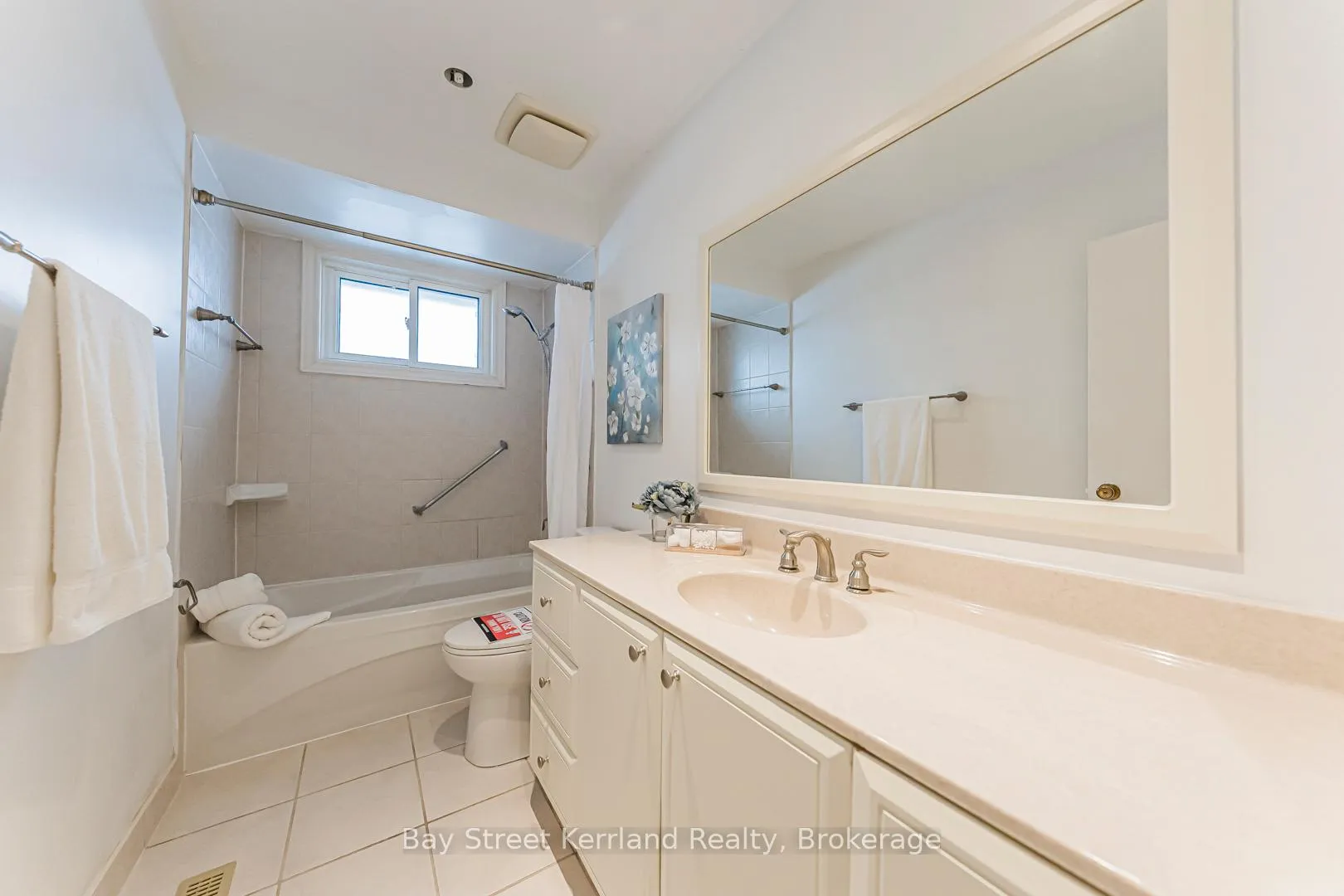 Photo 26 of 2393 Main Level -SPEYSIDE Drive, Mississauga, Sheridan — HOMEH