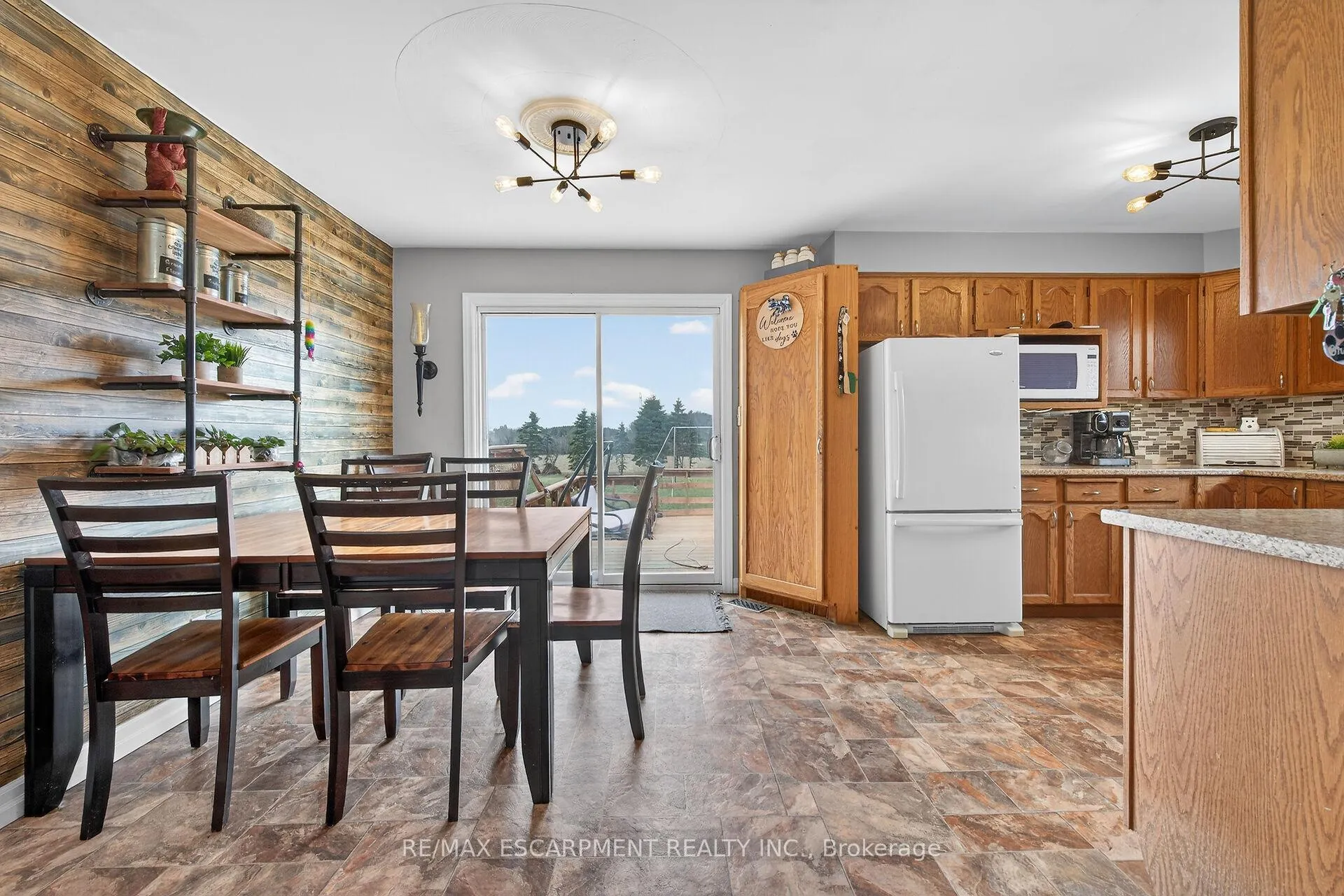 Photo 9 of 1481 Norfolk County Rd 19 E, Norfolk, Bealton — HOMEH