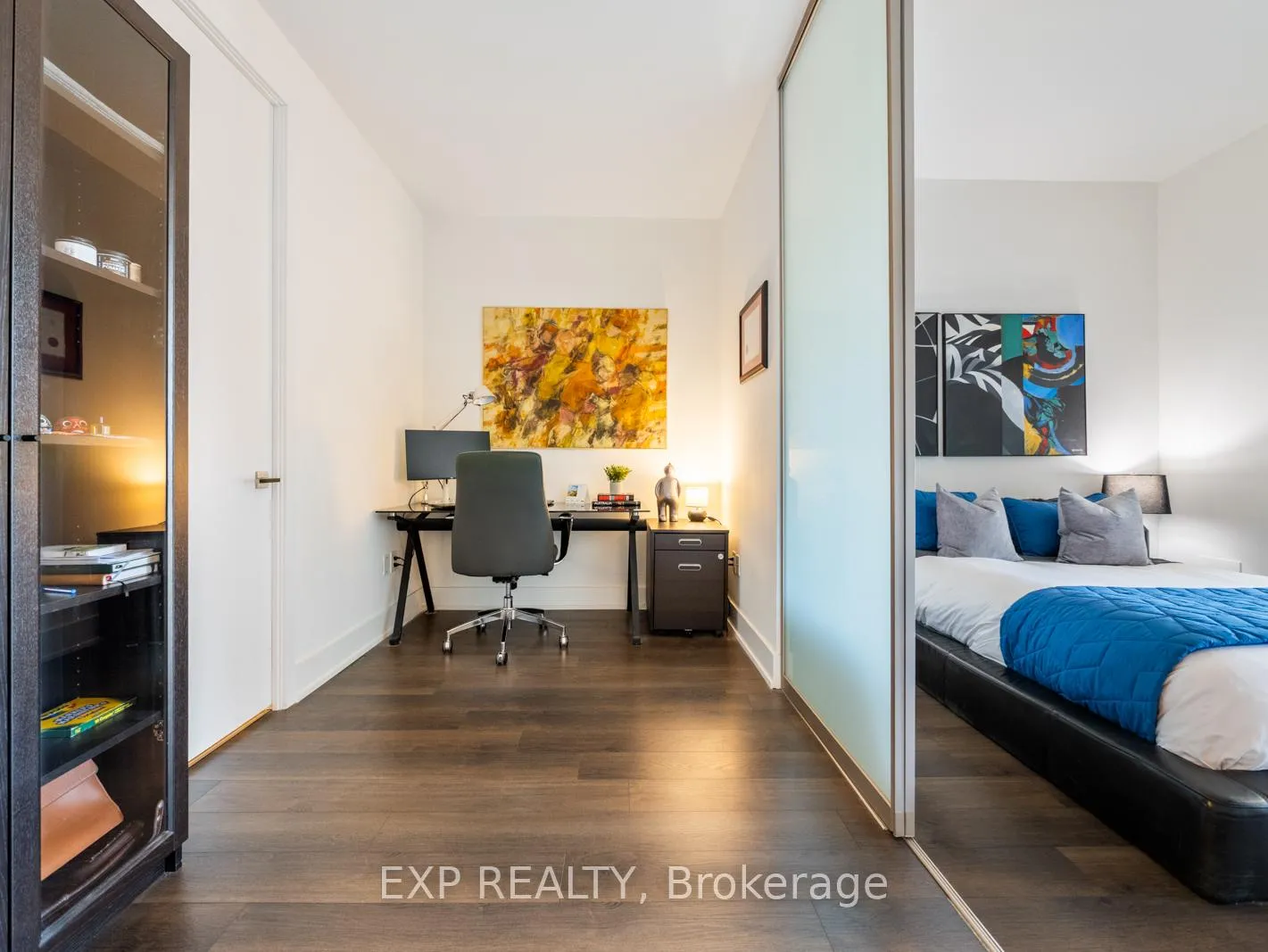 Photo 6 of Unit 624, 111 St Clair Avenue W, Toronto, Yonge-St. Clair — HOMEH