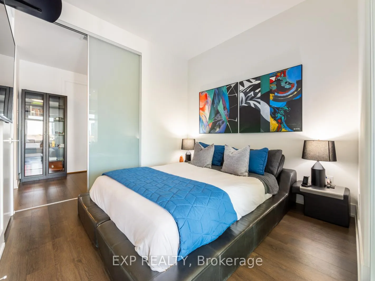 Photo 26 of Unit 624, 111 St Clair Avenue W, Toronto, Yonge-St. Clair — HOMEH