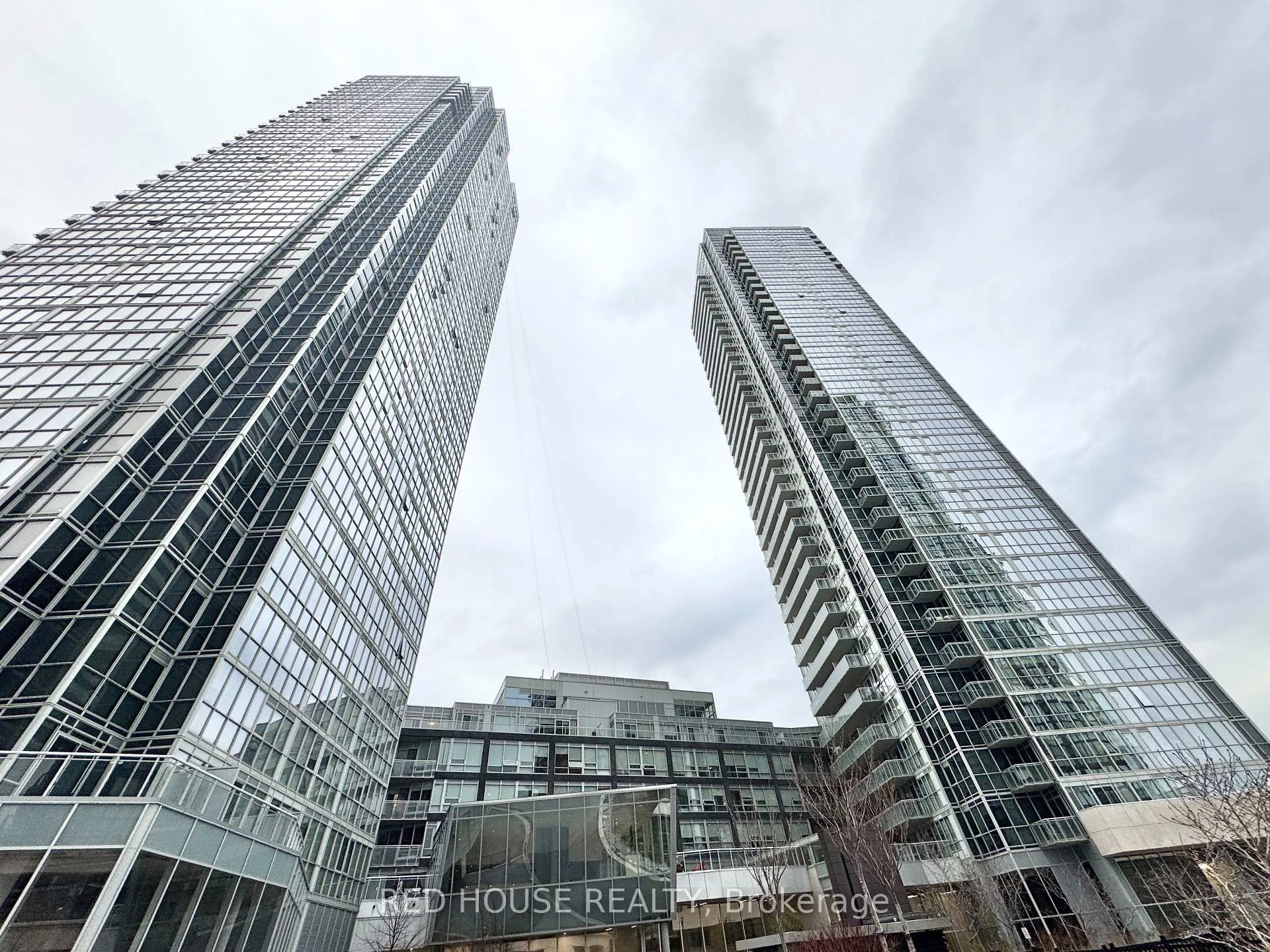 Photo 1 of Unit 519, 2916 Highway 7, Vaughan, Concord — HOMEH