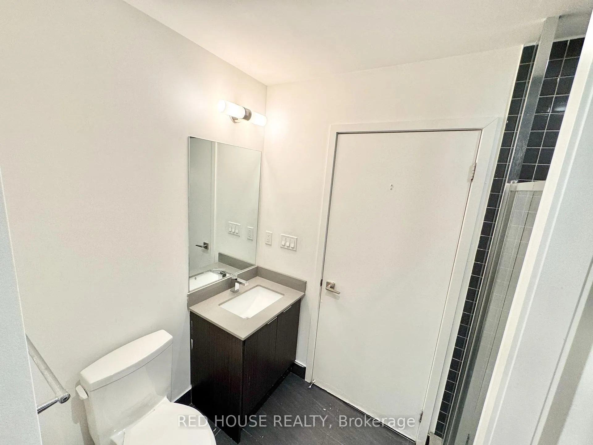 Photo 13 of Unit 519, 2916 Highway 7, Vaughan, Concord — HOMEH