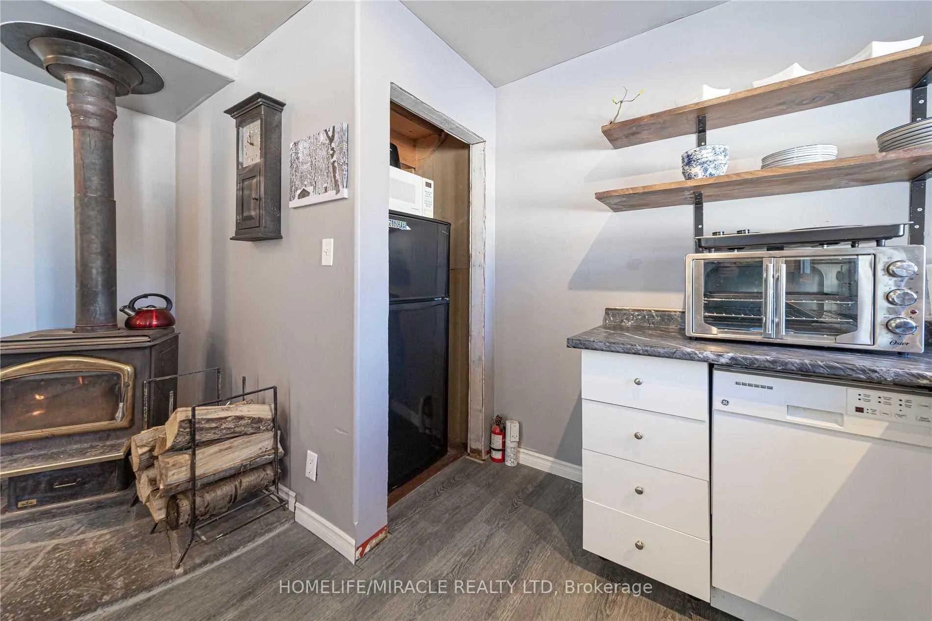 Photo 6 of 2293 Coopers Falls Road, Ramara, Rural Ramara — HOMEH