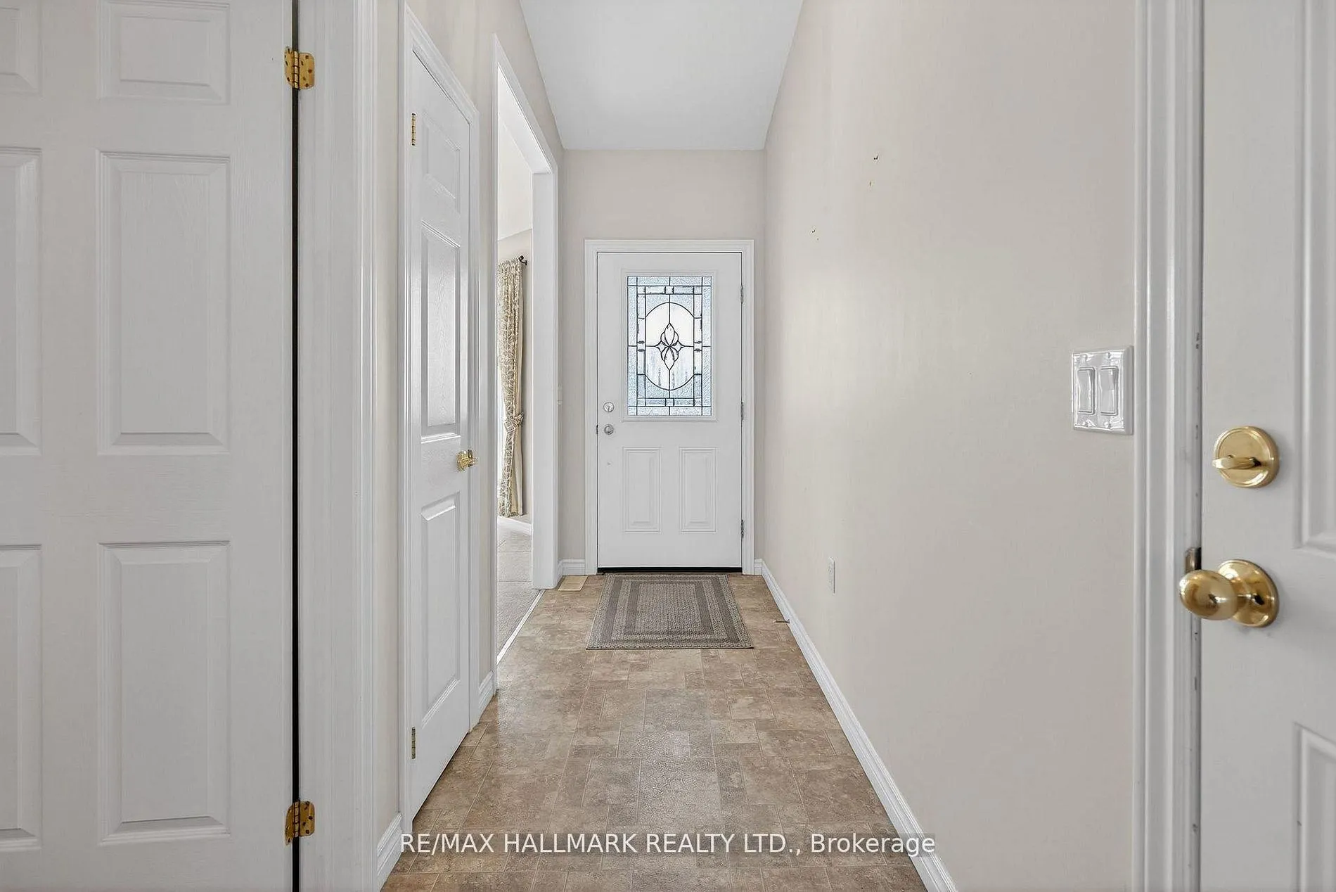 Photo 4 of Unit 105, 86 Village Crescent, Peterborough, Otonabee Ward 1 — HOMEH