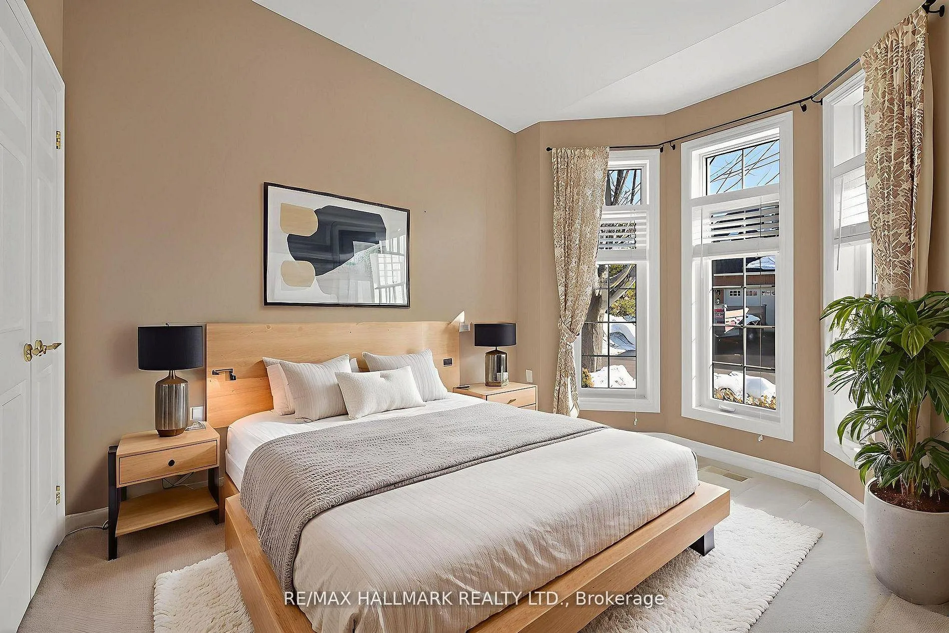 Photo 8 of Unit 105, 86 Village Crescent, Peterborough, Otonabee Ward 1 — HOMEH
