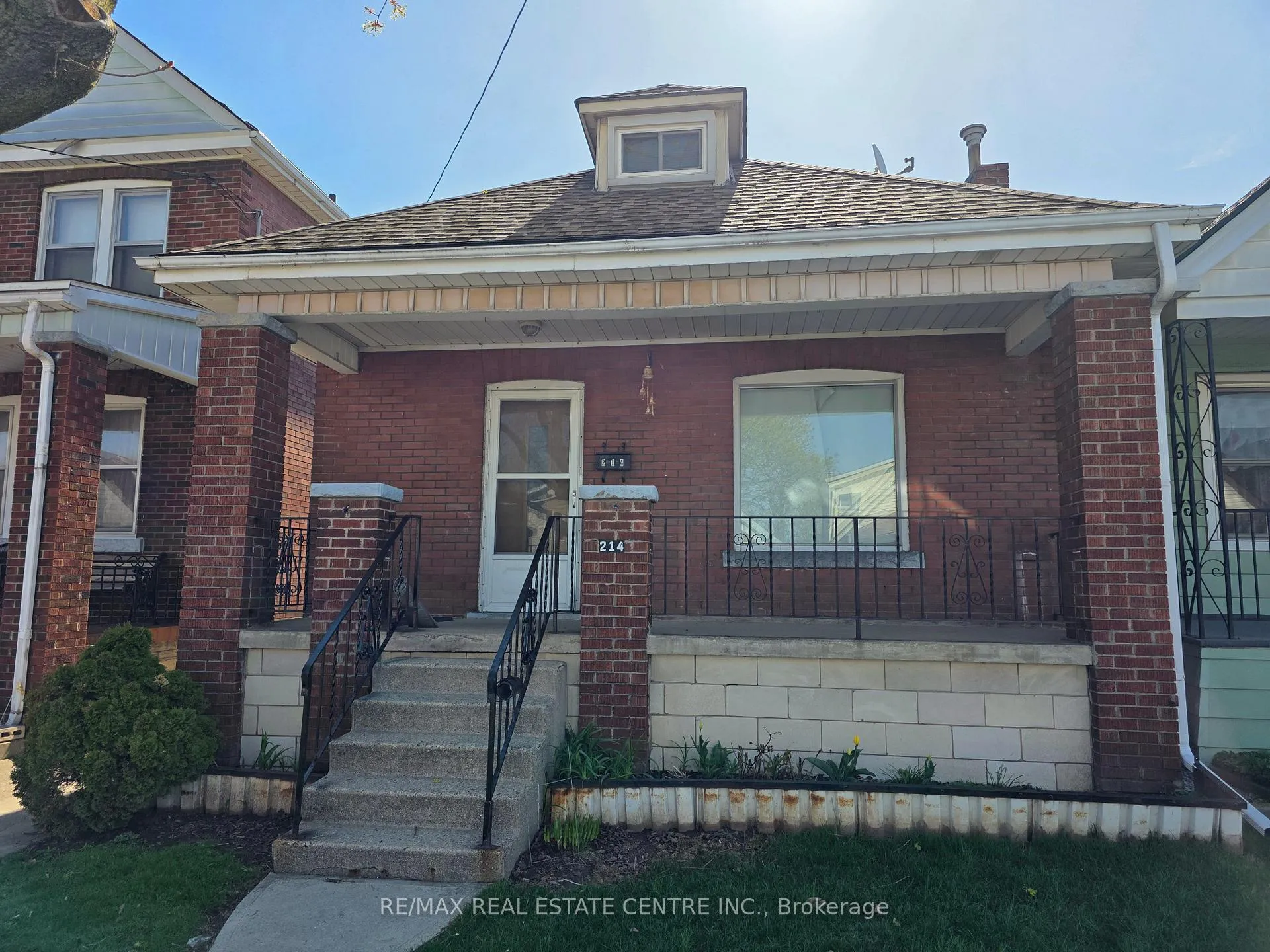 Photo 1 of 214 Fairfield Avenue, Hamilton, Homeside — HOMEH