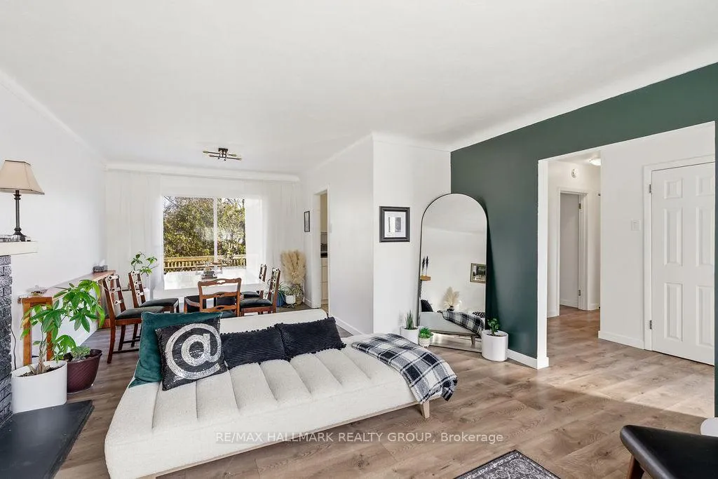 Photo 8 of 45 Westwood Drive, Ottawa, Meadowlands/Crestview — HOMEH