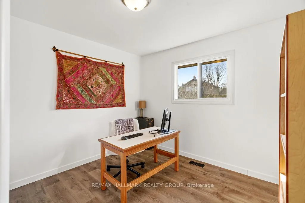 Photo 16 of 45 Westwood Drive, Ottawa, Meadowlands/Crestview — HOMEH